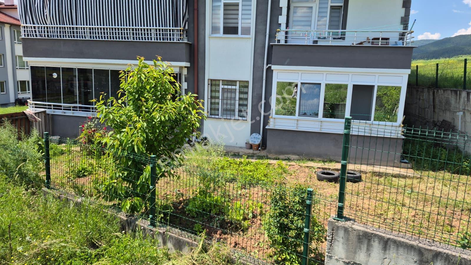 Mengen Tabaklar'da Yeni Satılık 3+1 Daire, 110m² Net, 40m² Bahçe - Görsel 3