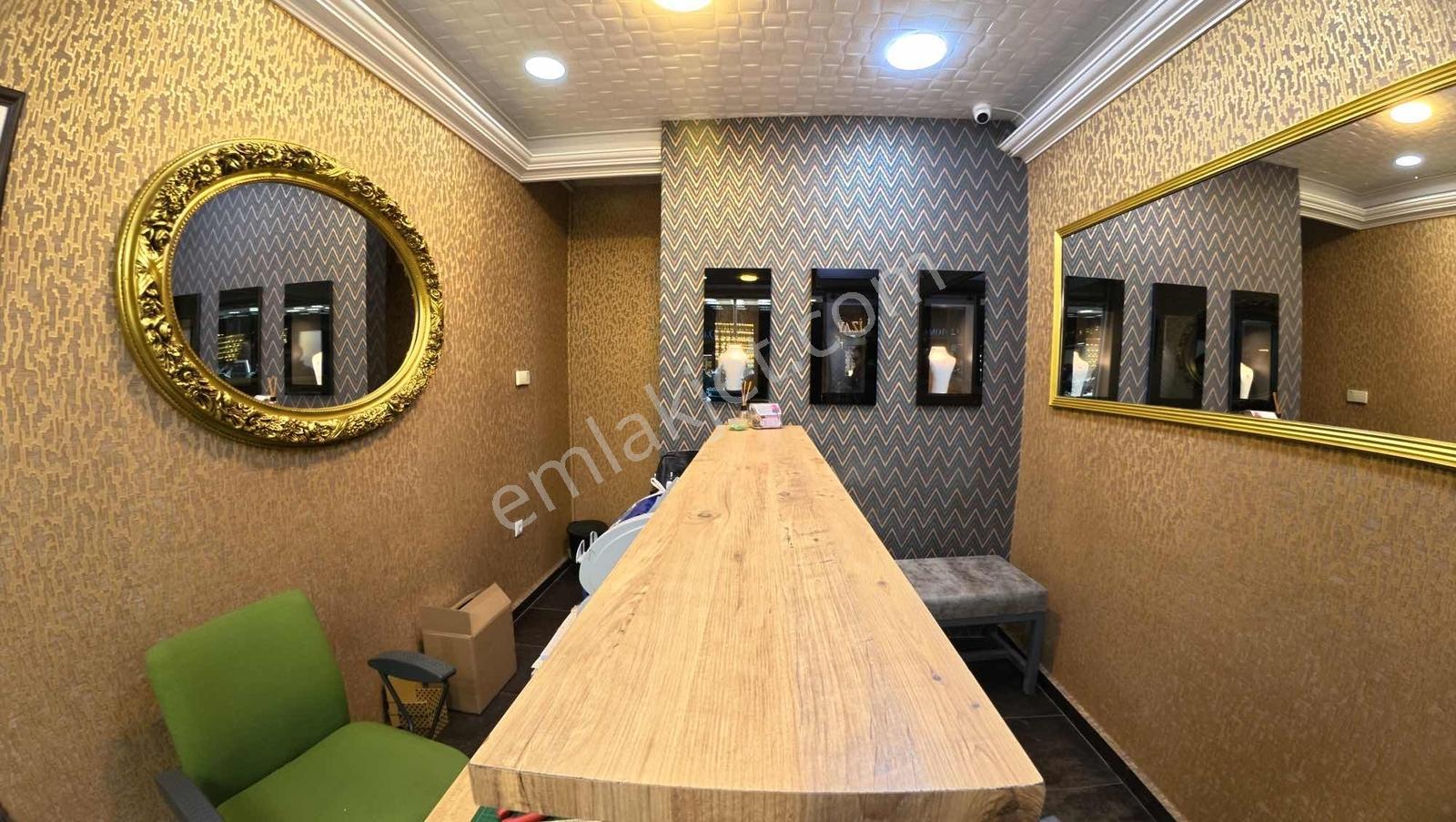 Cosmo'dan Çarşı Merkez De Devren Kiralık Kuyumcu - Görsel 5