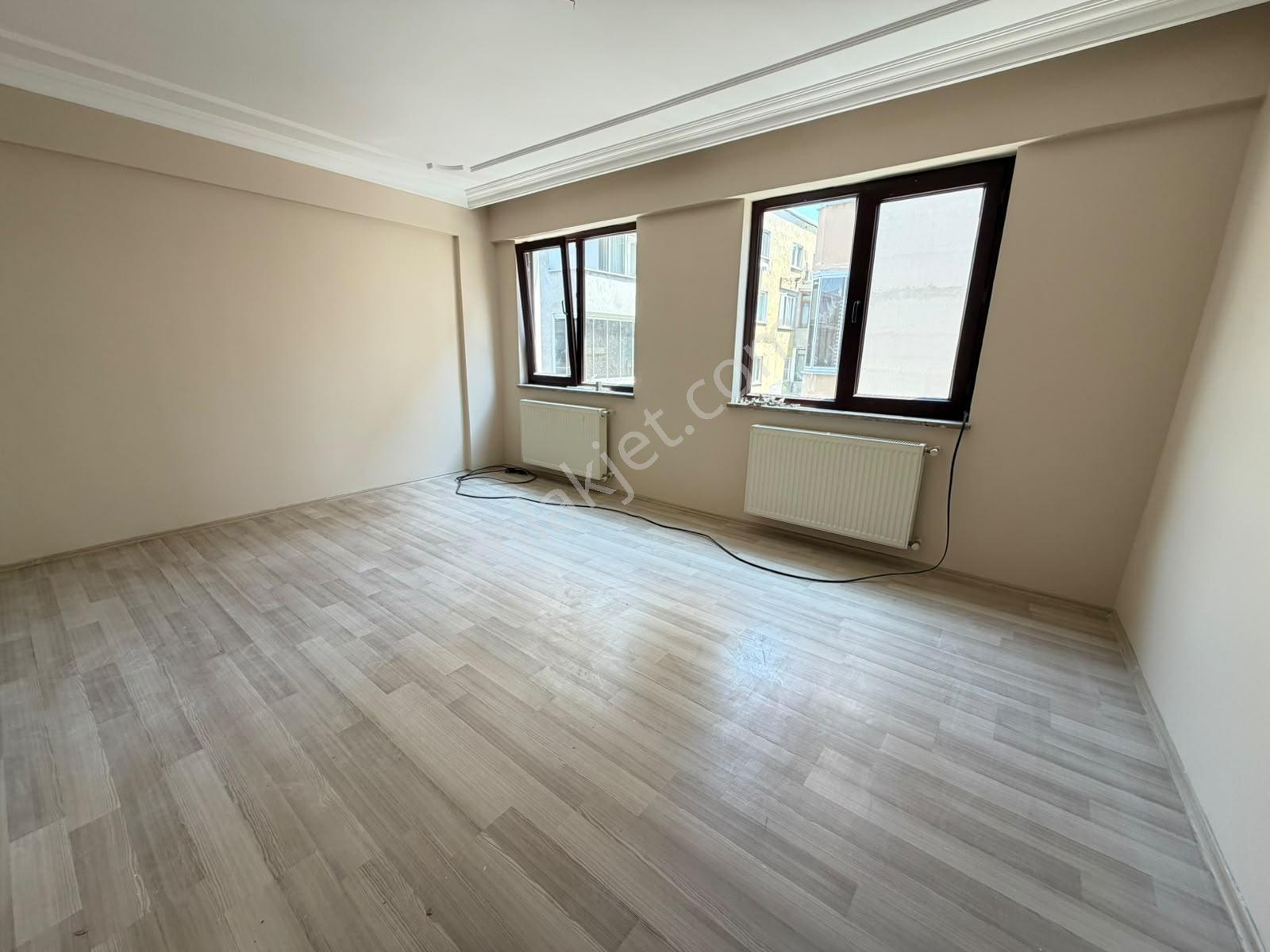 Podyum Parka Yakın Işıktepe Mh. Ara Kat Geniş 3+1 Kiralık Daire - Görsel 12