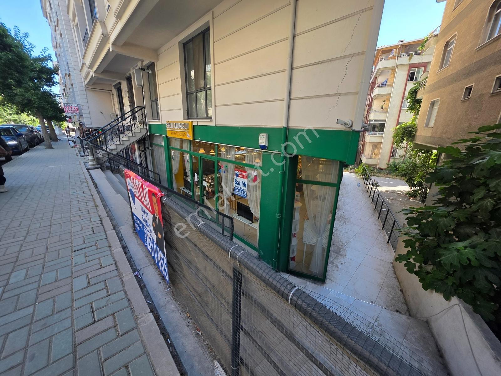 Remaxtan Satılık Cadde Üzerinde Köşe Başında Yeni Binada 200 M2 - Görsel 11