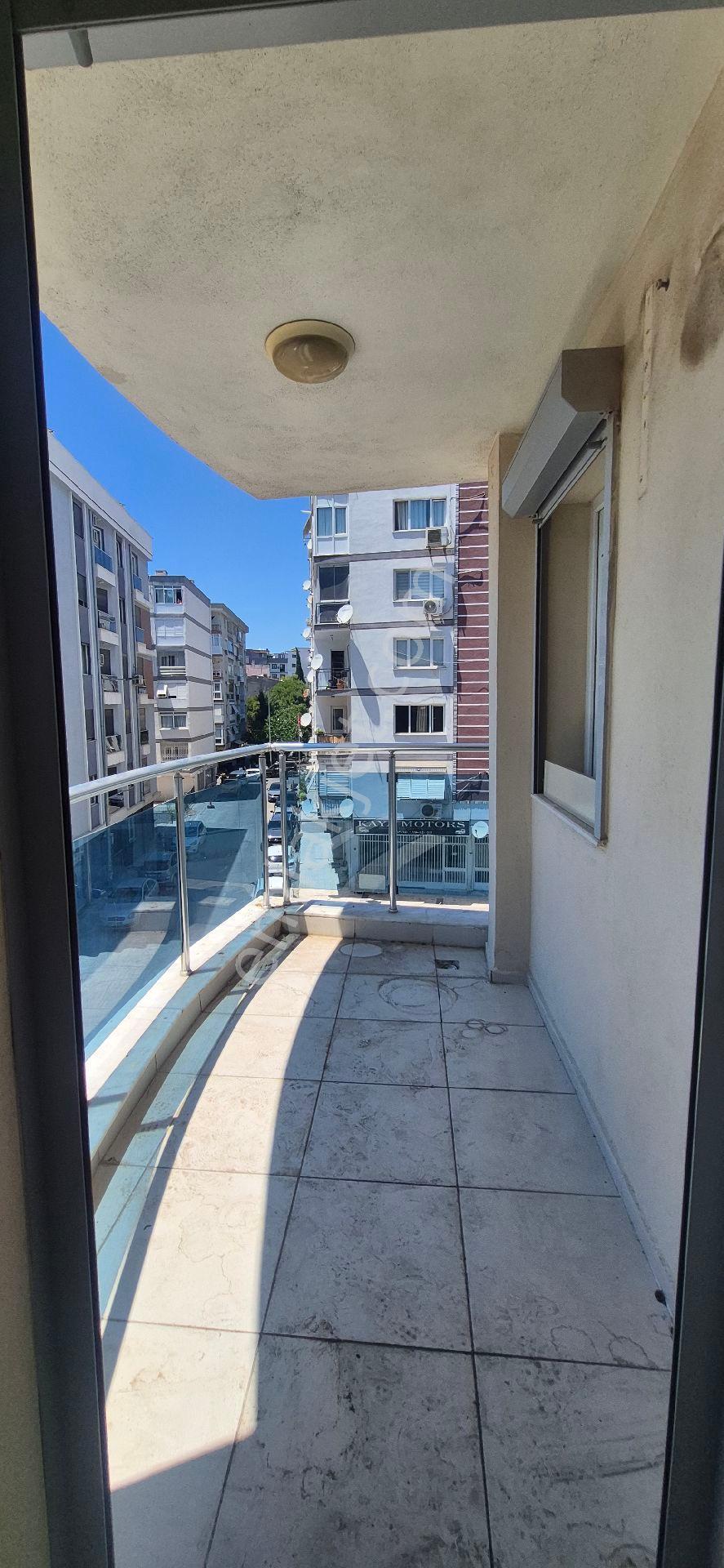 Bornova Da 3+1 Kiralık Geniş Daire - Görsel 15