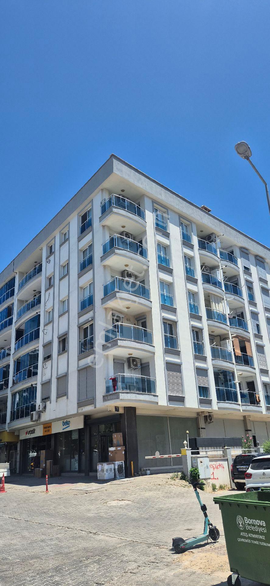 Bornova Da 3+1 Kiralık Geniş Daire