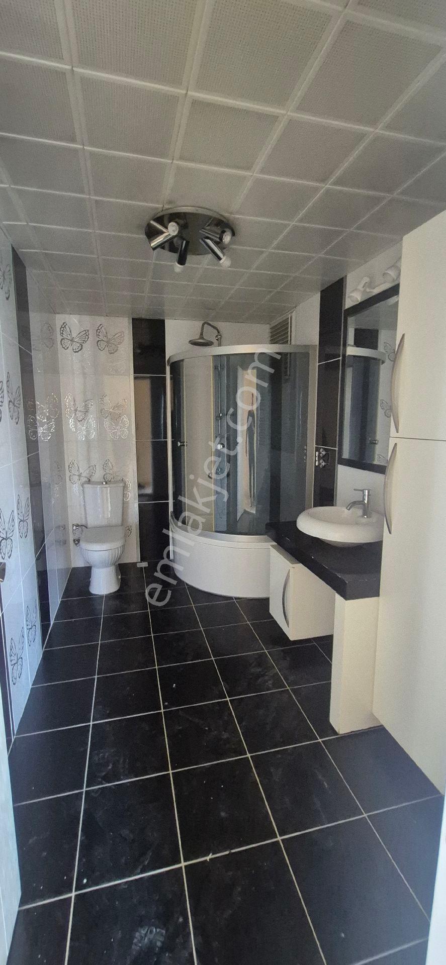 Bornova Da 3+1 Kiralık Geniş Daire - Görsel 10