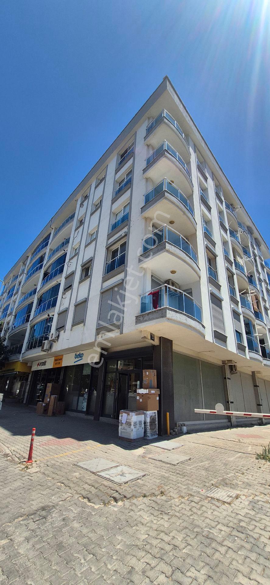 Bornova Da 3+1 Kiralık Geniş Daire - Görsel 6