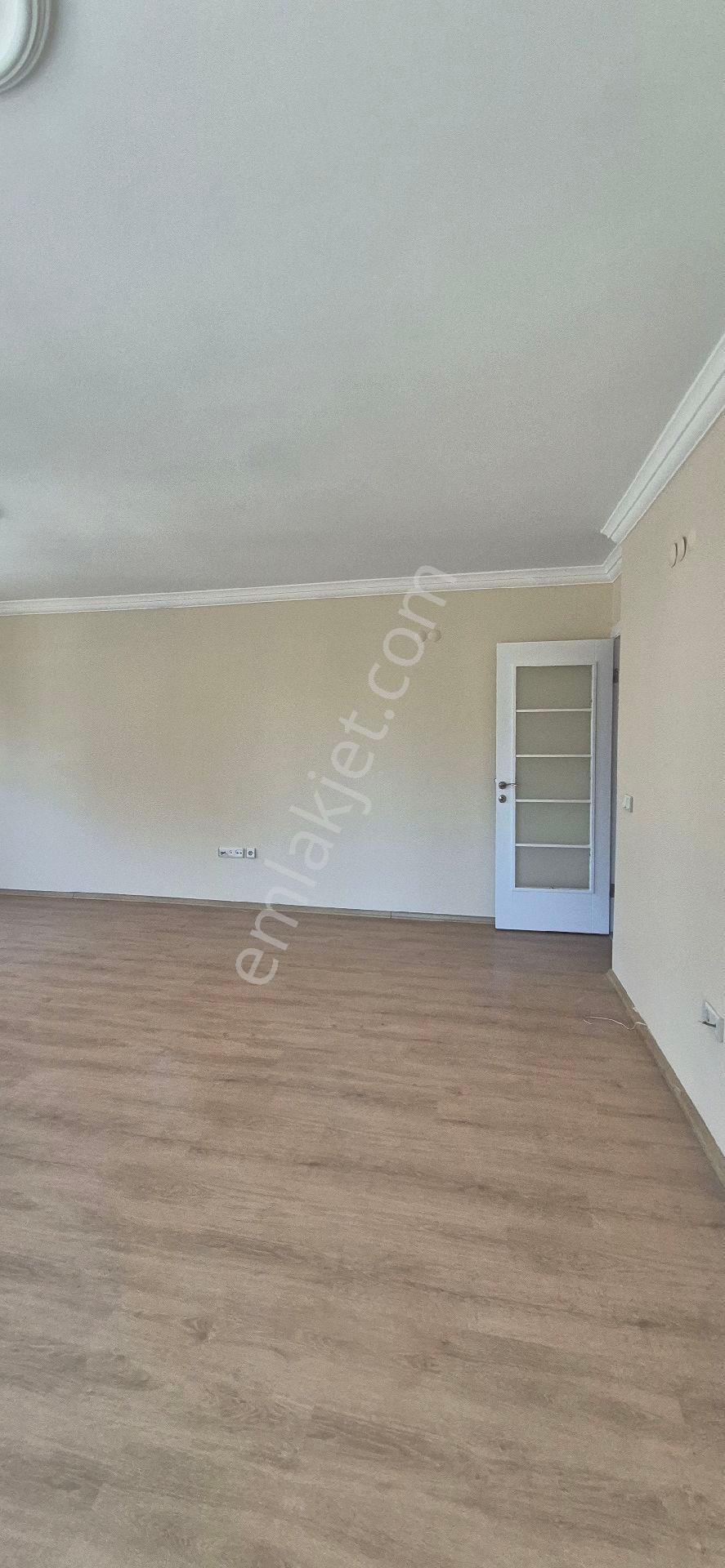 Bornova Da 3+1 Kiralık Geniş Daire - Görsel 17