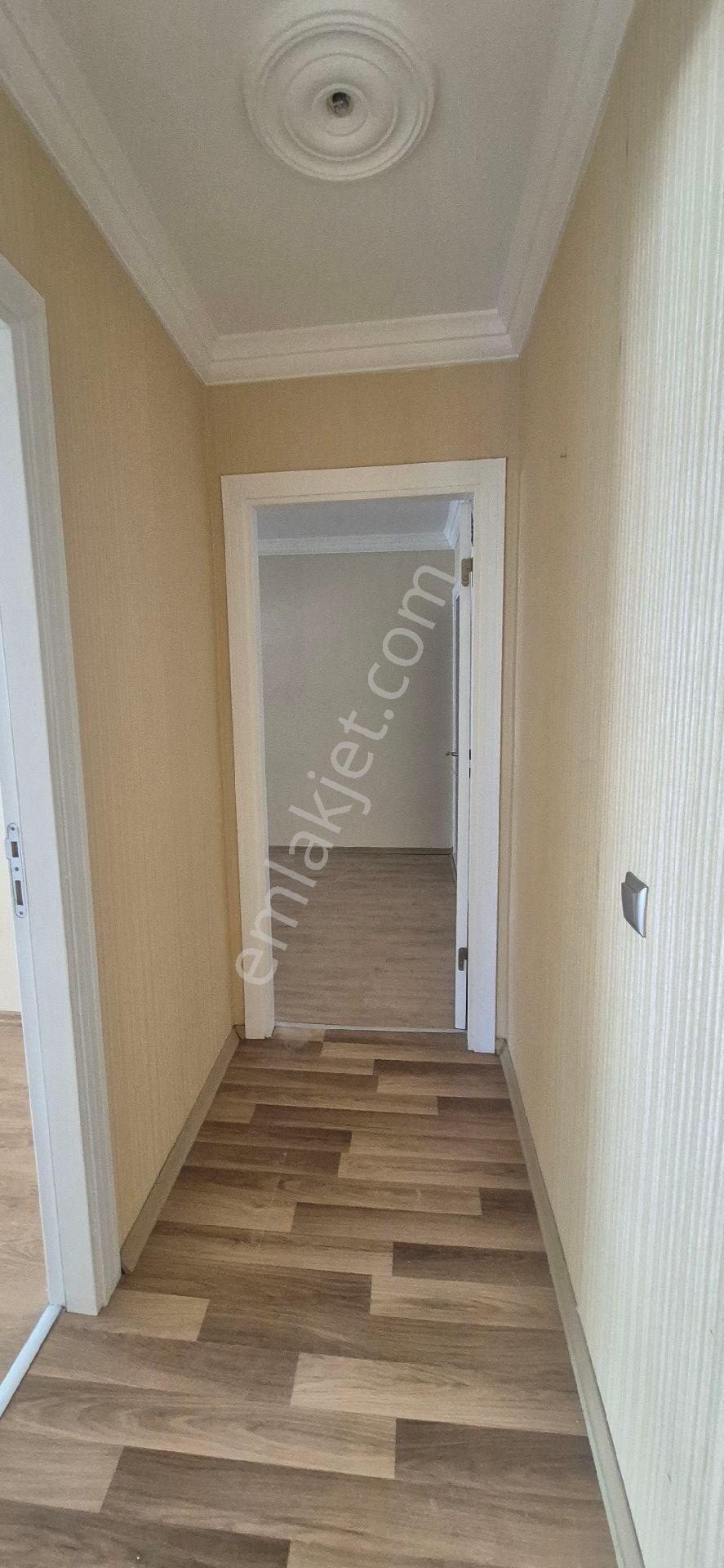 Bornova Da 3+1 Kiralık Geniş Daire - Görsel 13