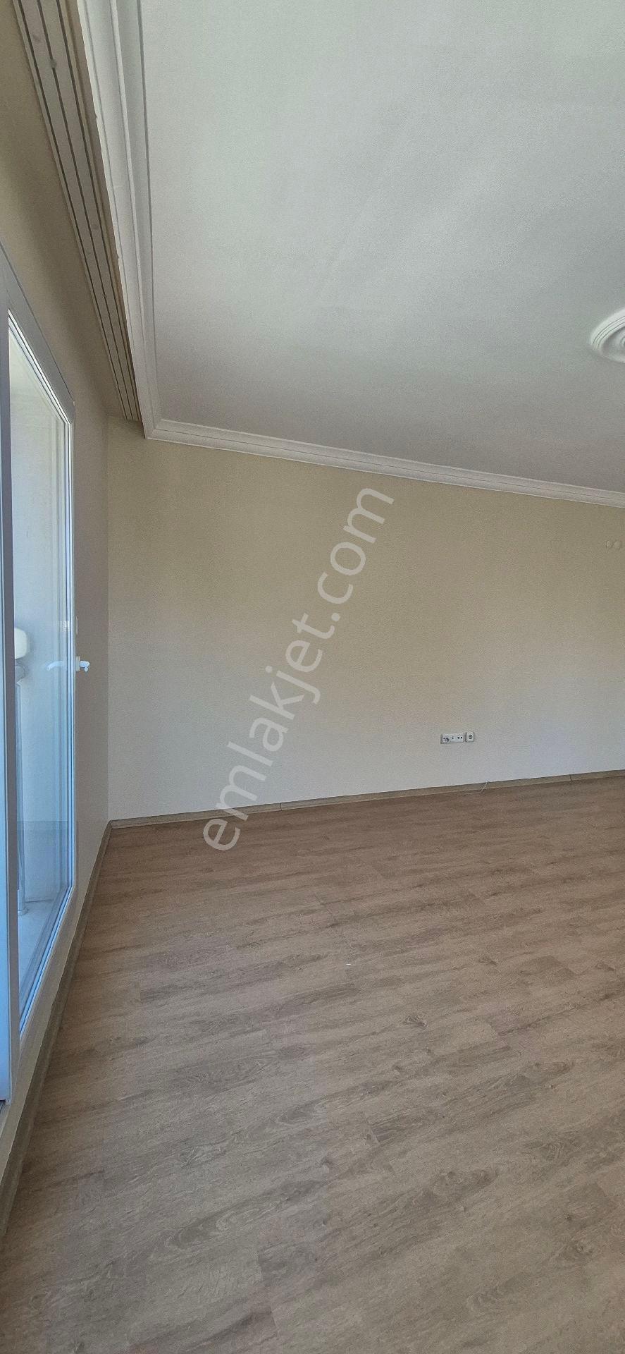 Bornova Da 3+1 Kiralık Geniş Daire - Görsel 11