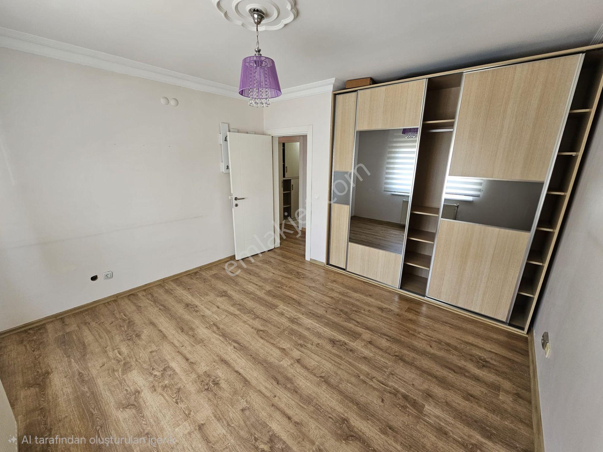 İçerenköy Kiptaş Evleri'nde 3+1 Balkonlu Çift Banyolu 145m2 Kiralık Boş Daire - Görsel 35