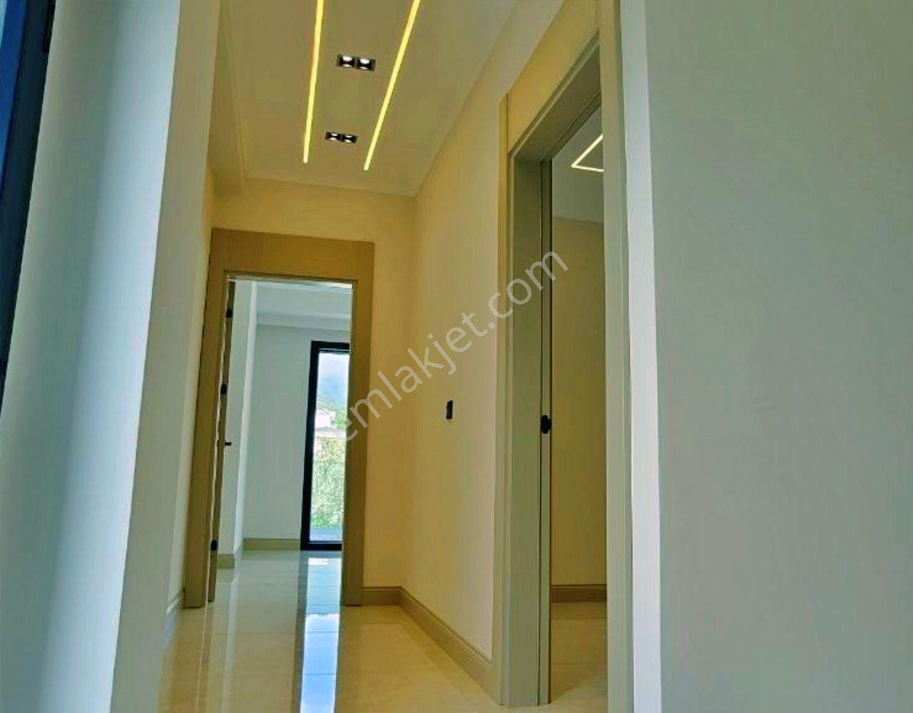 Uytundan Gürede Müstakil Yüzme Havuzlu 3+1 Ultralüks Villa - Görsel 11