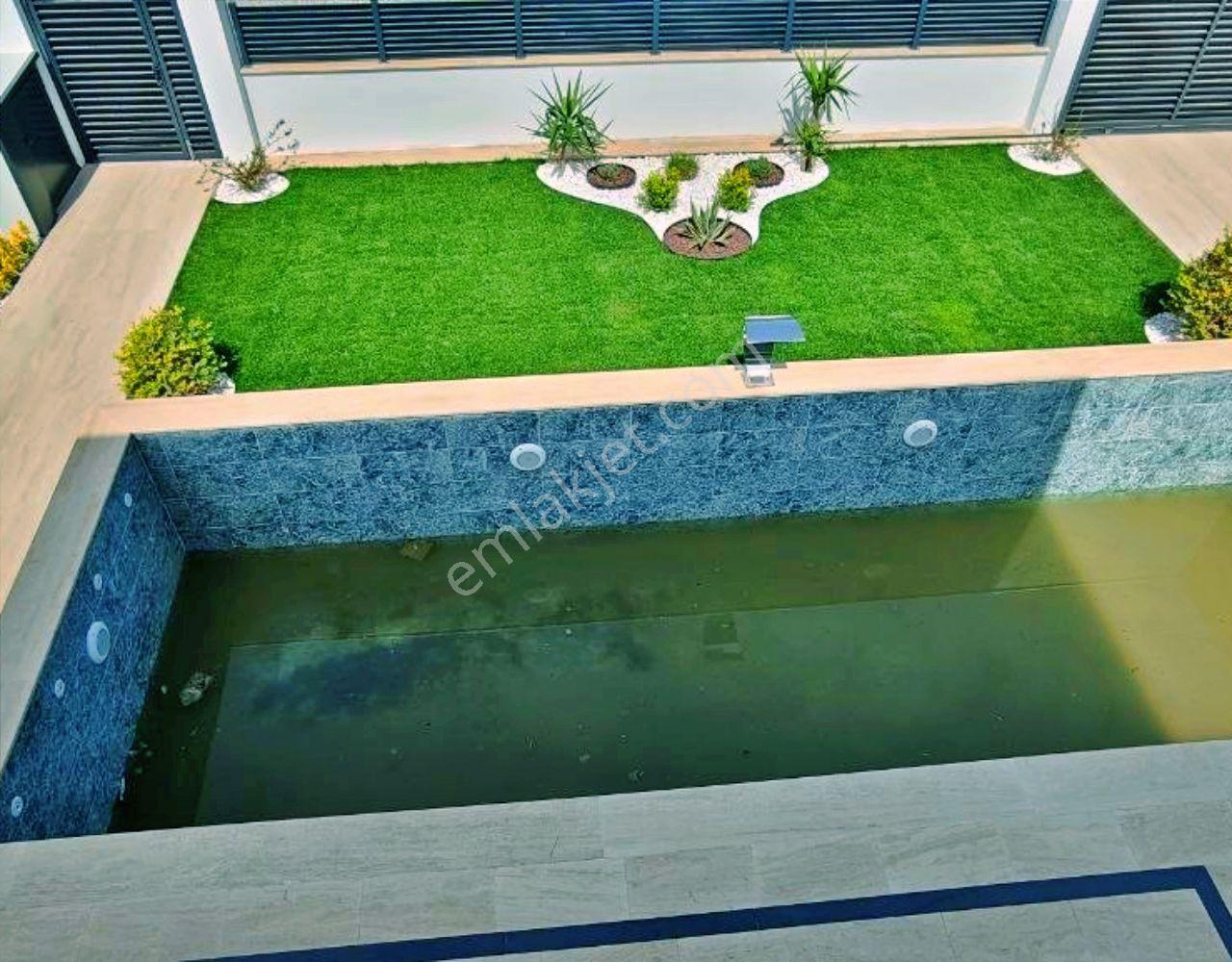 Uytundan Gürede Müstakil Yüzme Havuzlu 3+1 Ultralüks Villa - Görsel 23