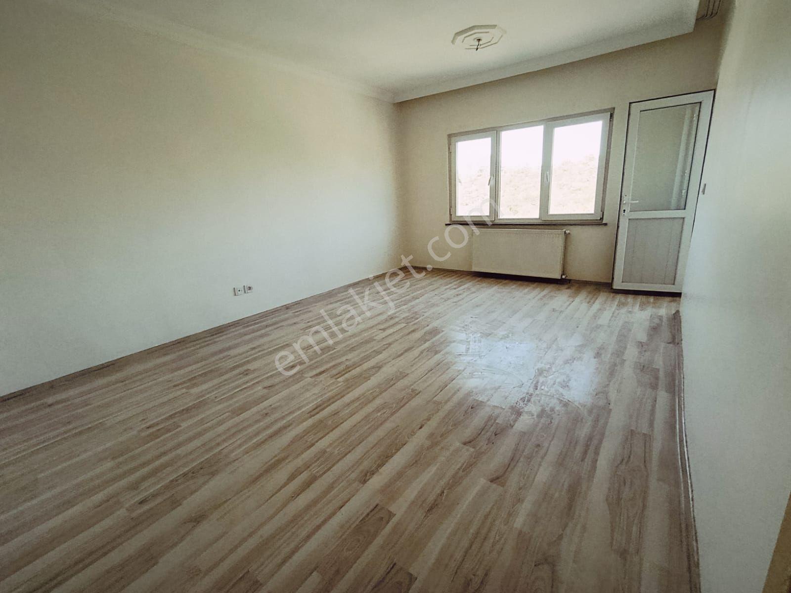 Molla Team'den Güzeltepe Belediye Konutlarında Ferah, Geniş 3+1 Kiralık Daire - Görsel 26