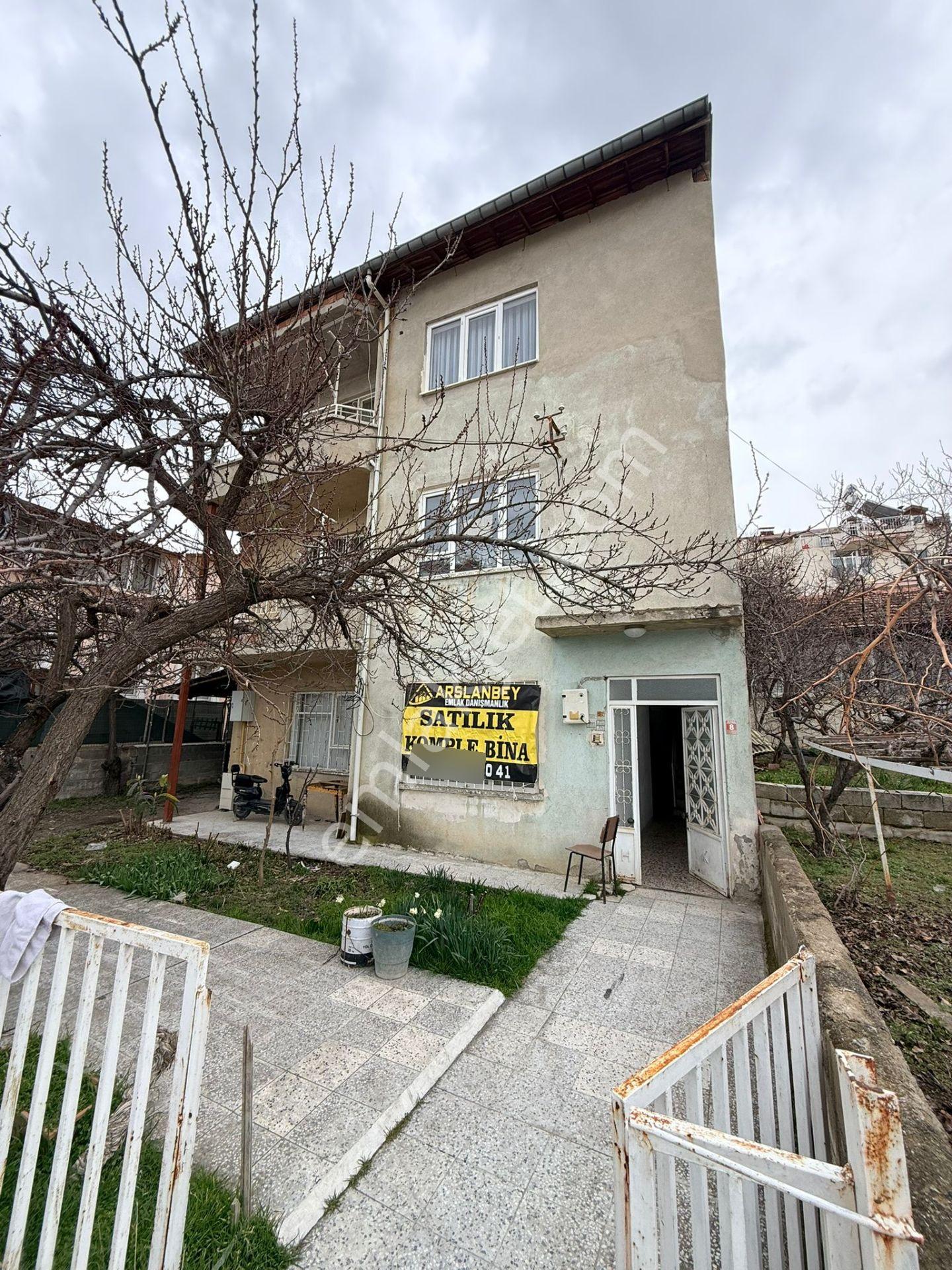 Arslanbey Emlaktan Emek Mahallesinde Satılık Komple Bina