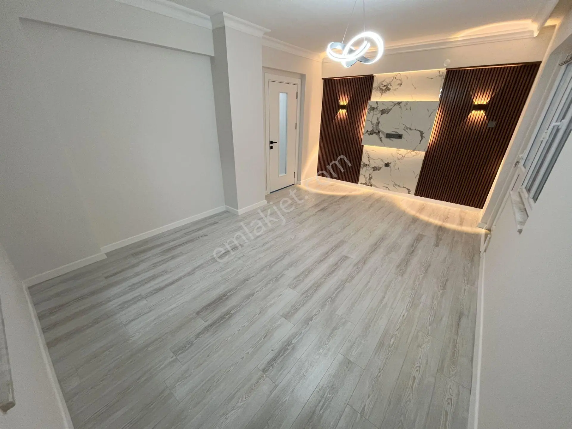 Güç Gayrimenkul'den Akçay Merkez'de Ayrı Mutfaklı Lüx Yapılı Ara Kat 2+1 Daire - Görsel 32