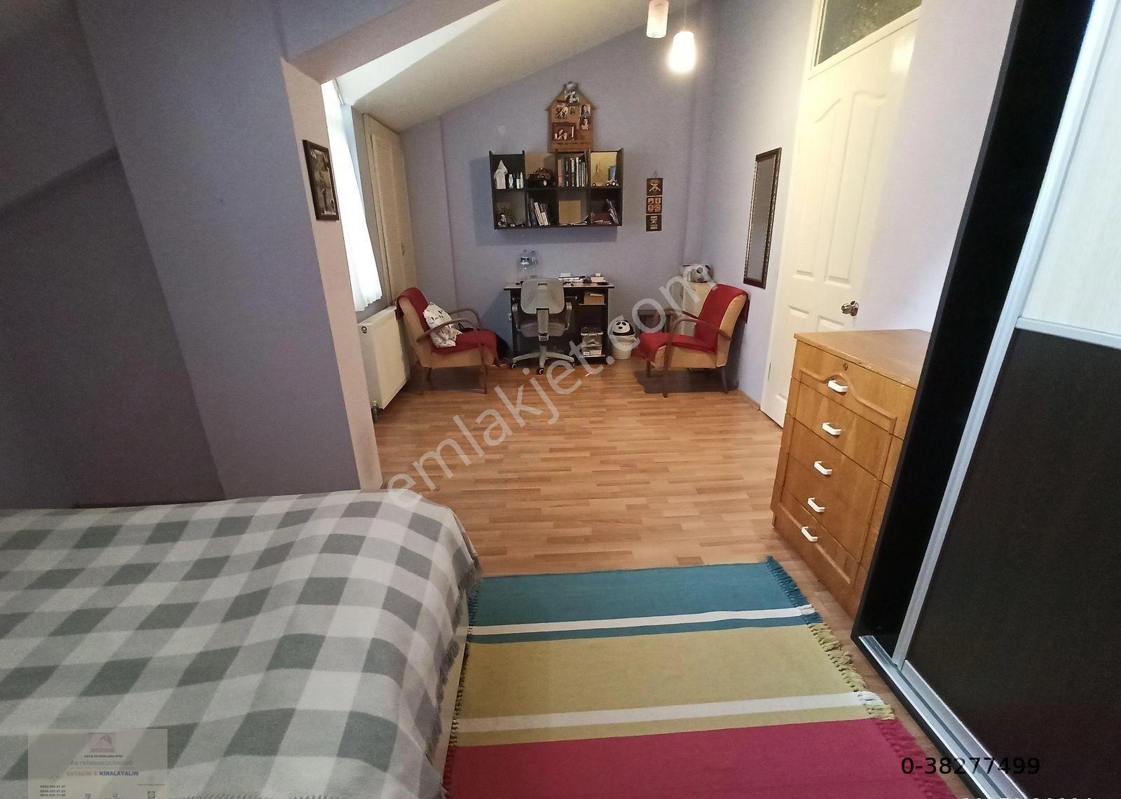 Esenyurt Merkezde Özyurtlar Avm Arkasında 220 M2 Tripleks Villa - Görsel 17