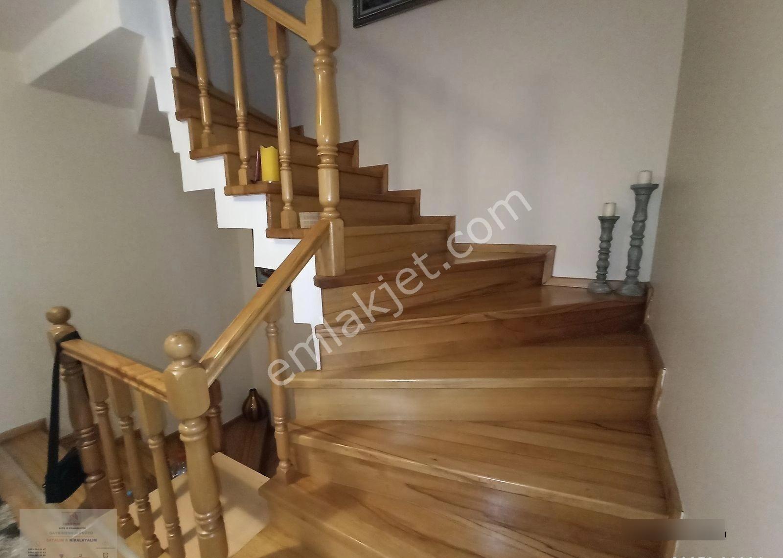 Esenyurt Merkezde Özyurtlar Avm Arkasında 220 M2 Tripleks Villa - Görsel 34