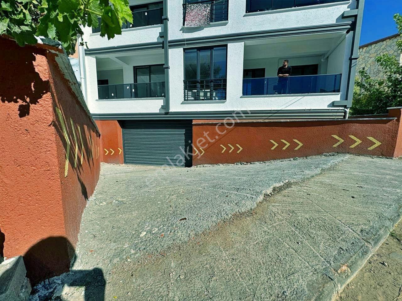 Uytundan Edremit Kadıköyde Teraslı Kapalı Otoparklı 3+1 Dubleks - Görsel 21