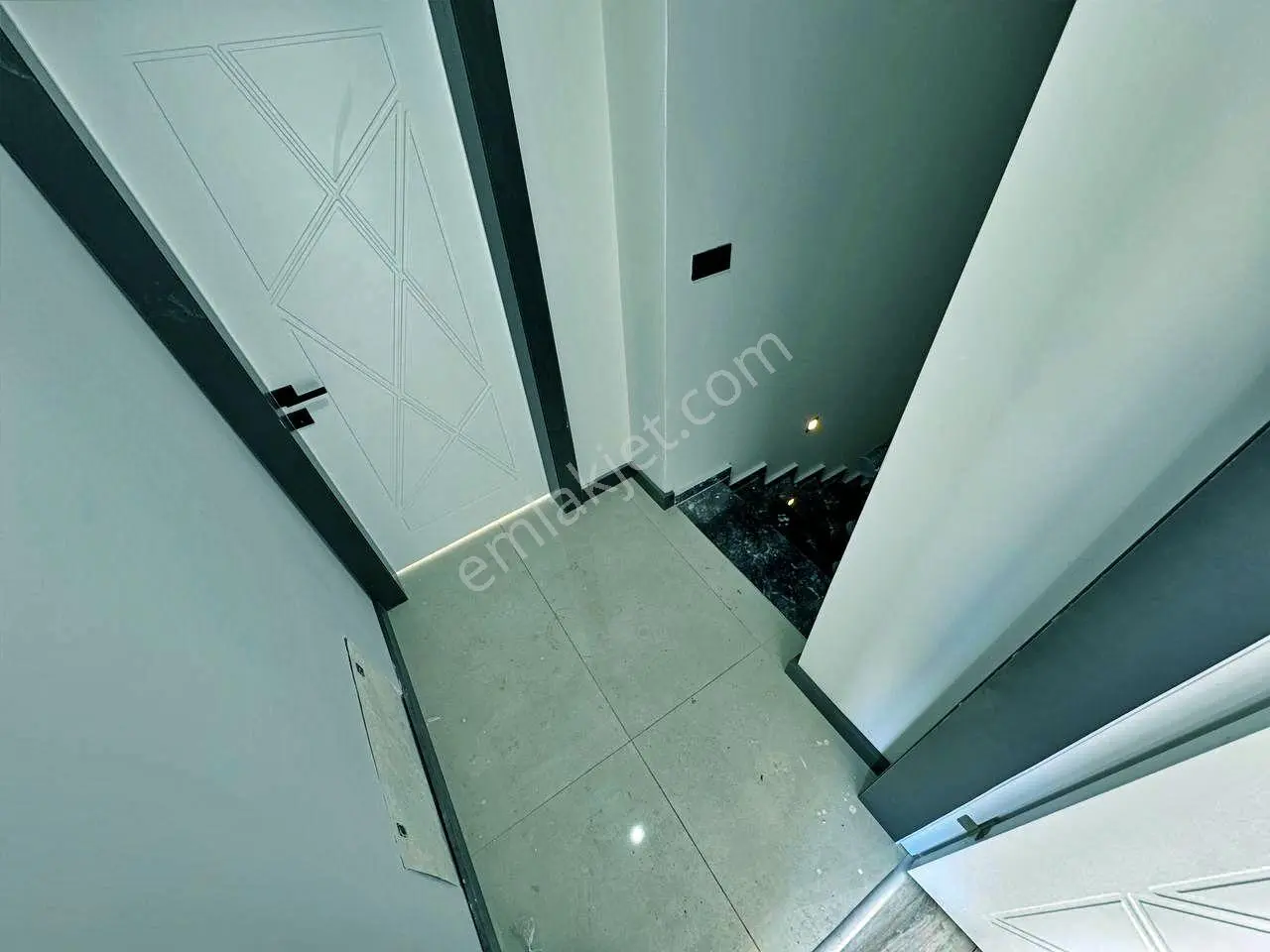 Uytundan Edremit Kadıköyde Teraslı Kapalı Otoparklı 3+1 Dubleks - Görsel 22