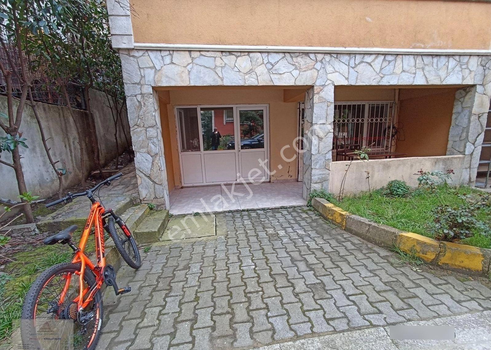 Esenyurt Merkezde 75 M2 1+1 Site İçinde Bahçekatı Ön Cephe Boş - Görsel 12