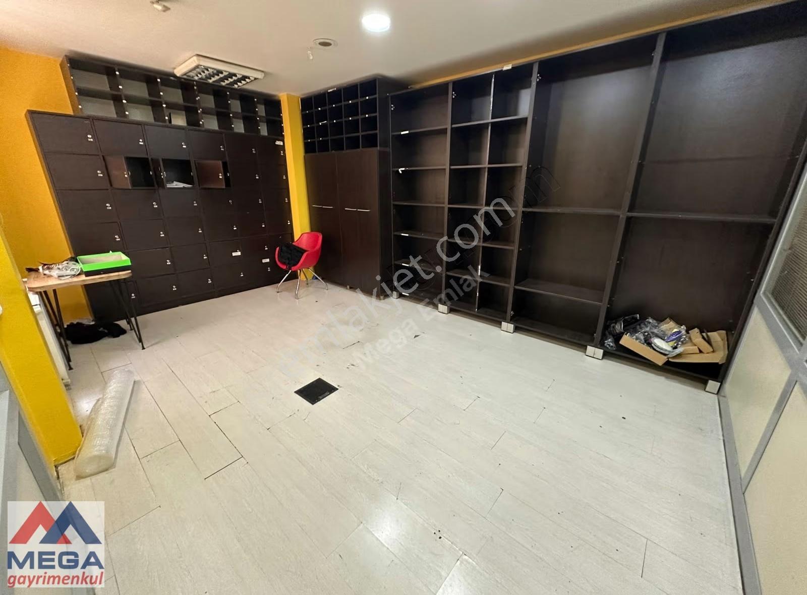 Rıhtımda Kadıköy Palas İş Hanında Ofis - Görsel 13