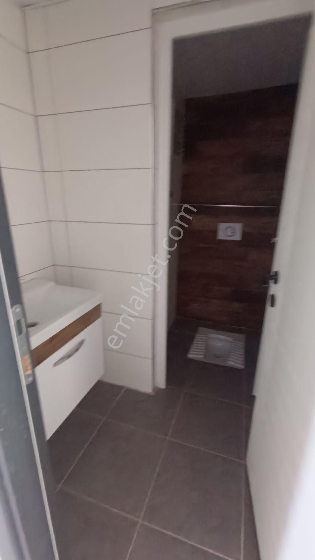 Gültepe Mahallesinde Site İçerisinde 3+1 Kapalı Mutfak Geniş Kiralık Daire - Görsel 23