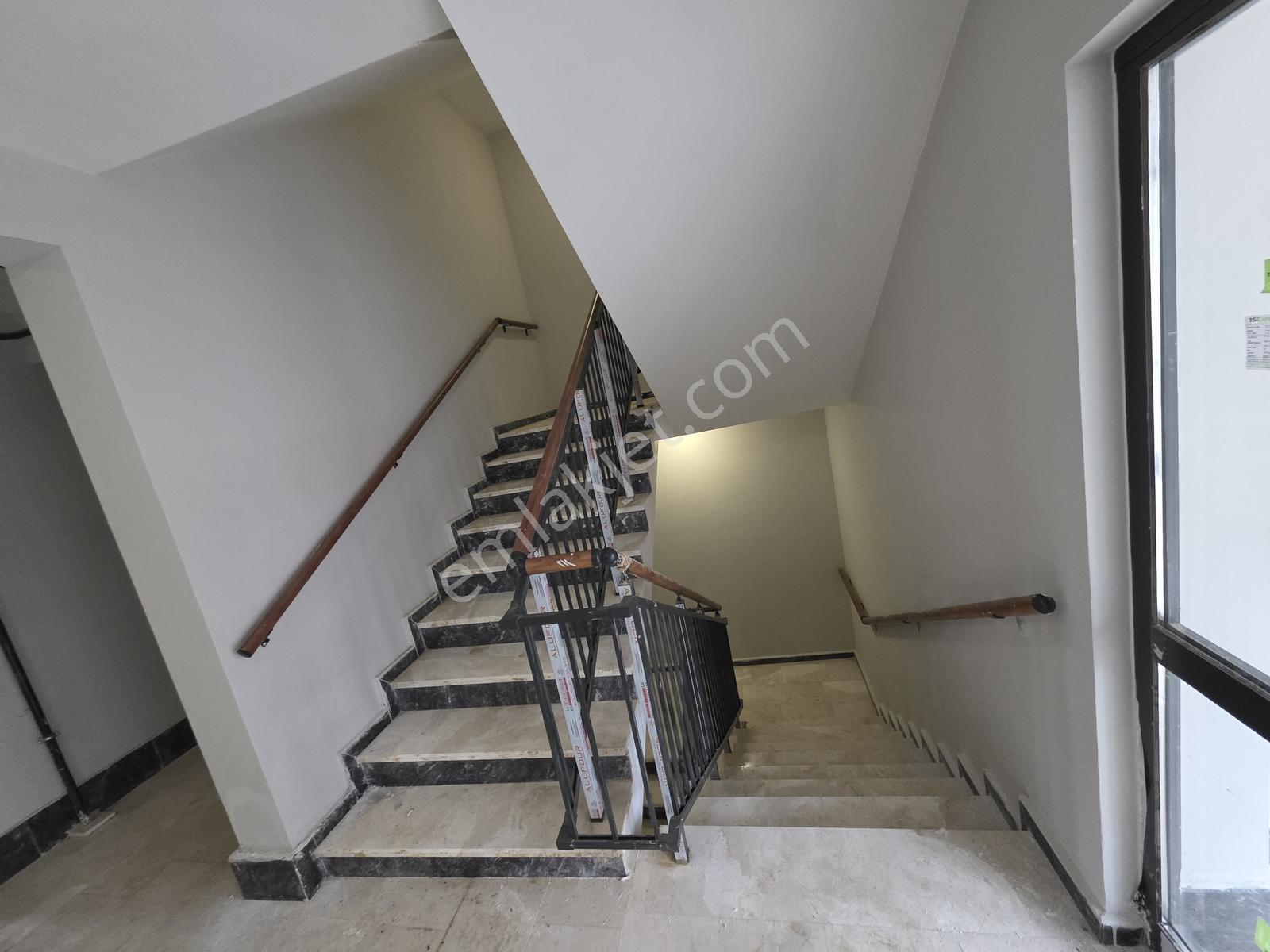 Busem Emlaktan Sepetçi Toki A Blokta Kiralık 2+1 Sıfır Daire - Görsel 6