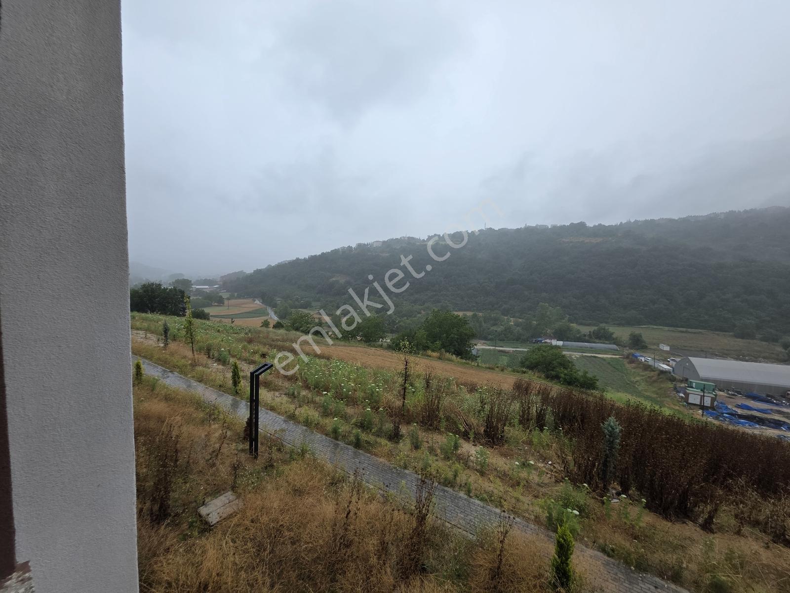 Busem Emlaktan Sepetçi Toki A Blokta Kiralık 2+1 Sıfır Daire - Görsel 18