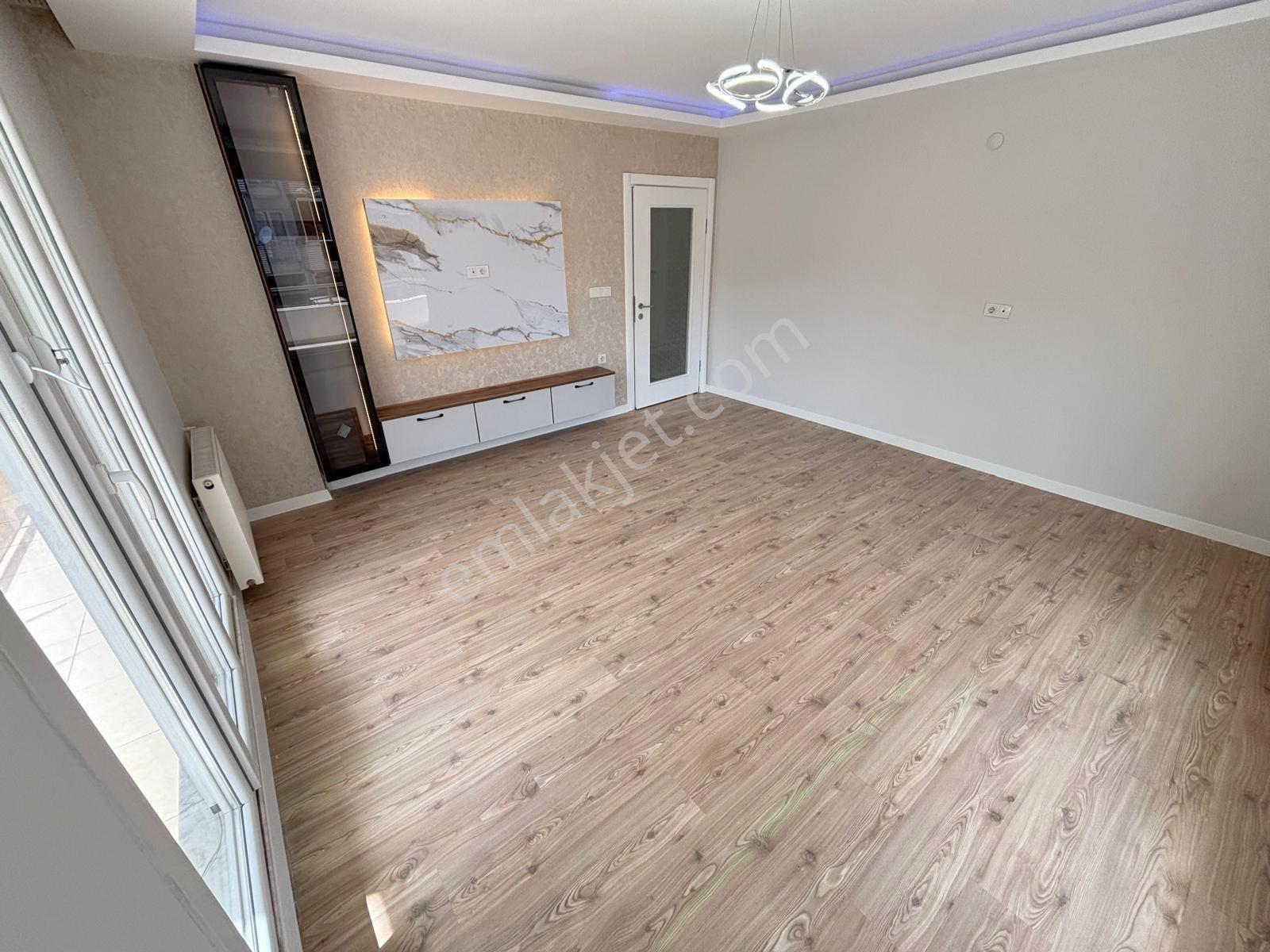 ▇ikizçay'da Ebeveyn Banyolu Muhteşem Geniş Balkonlu 2+1 Daire - Görsel 7