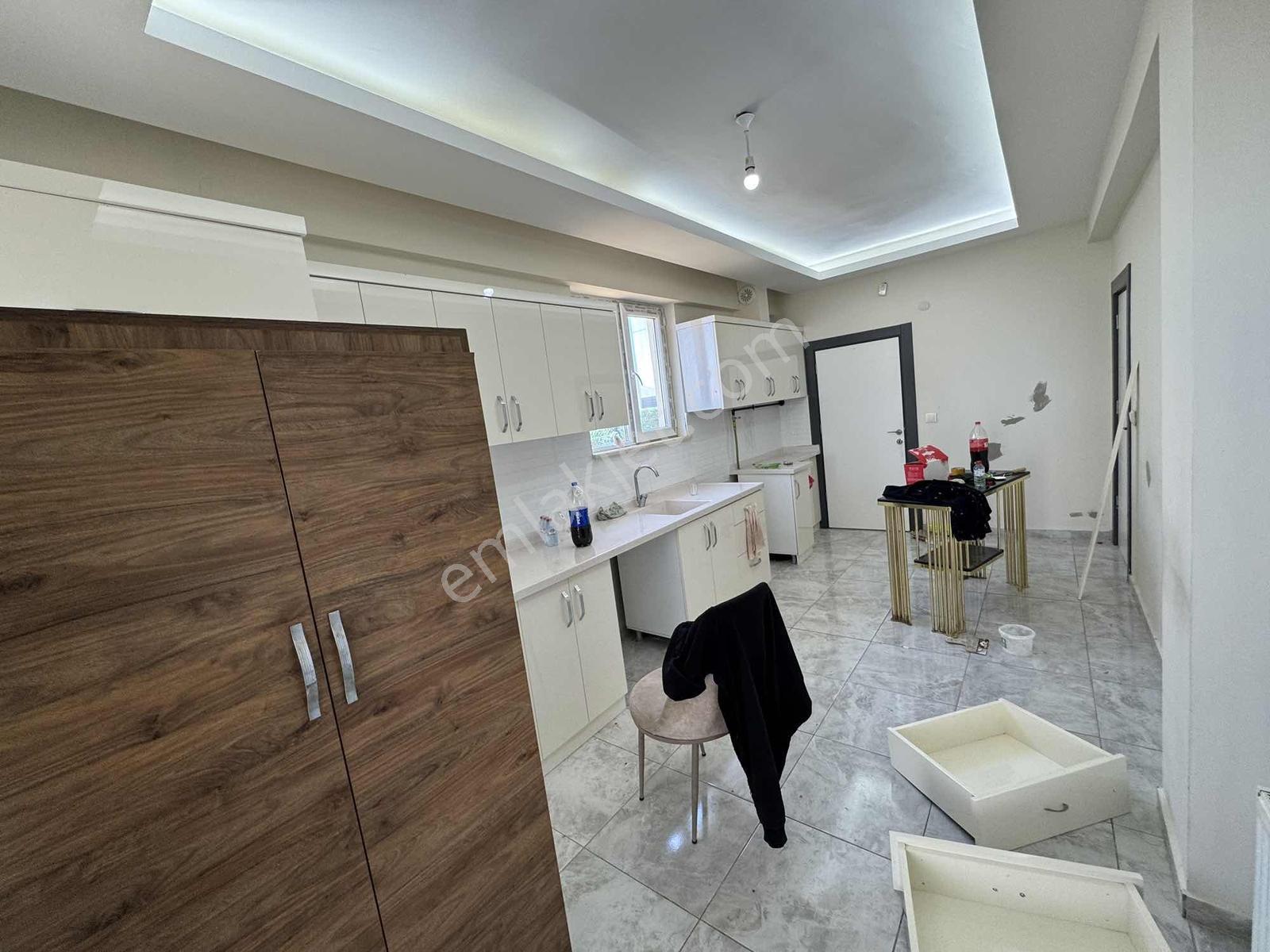 Terziköy Villalarında Satılık Bağımsız Girişli Villa - Görsel 12