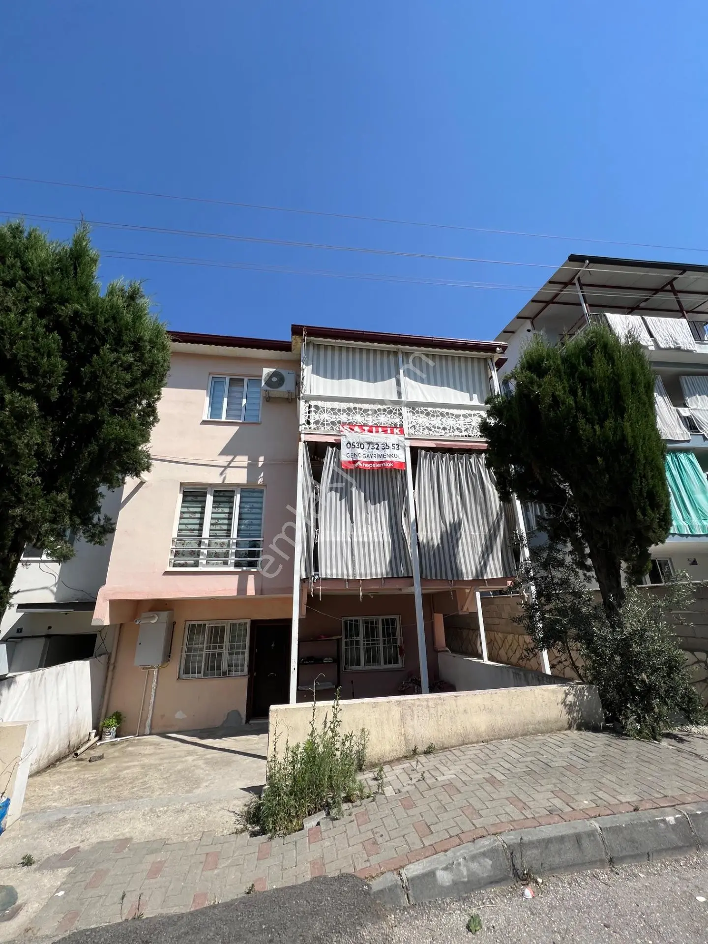 Gümüşçayda Komple Satılık Bina