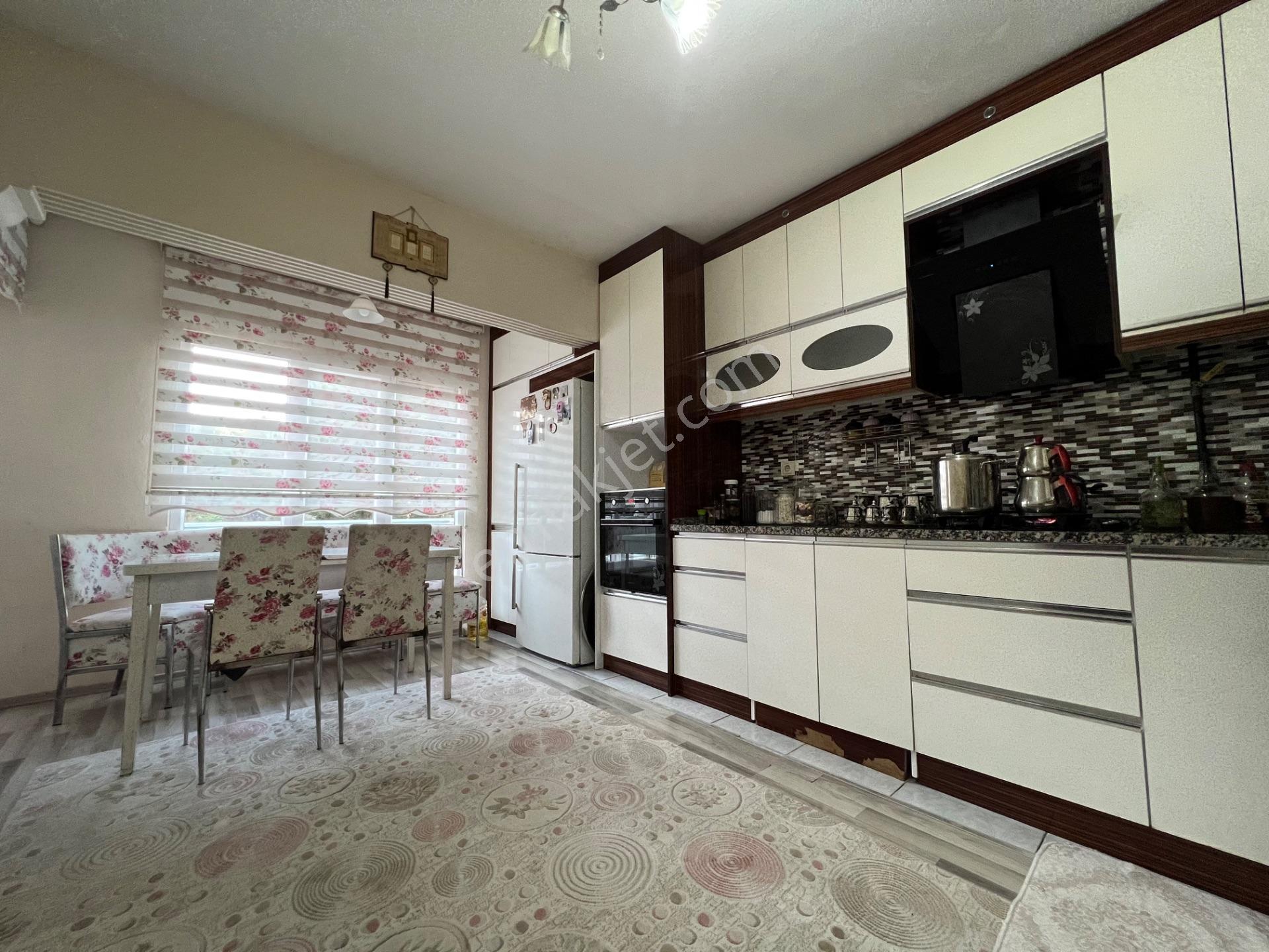 Gümüşçayda Komple Satılık Bina - Görsel 19