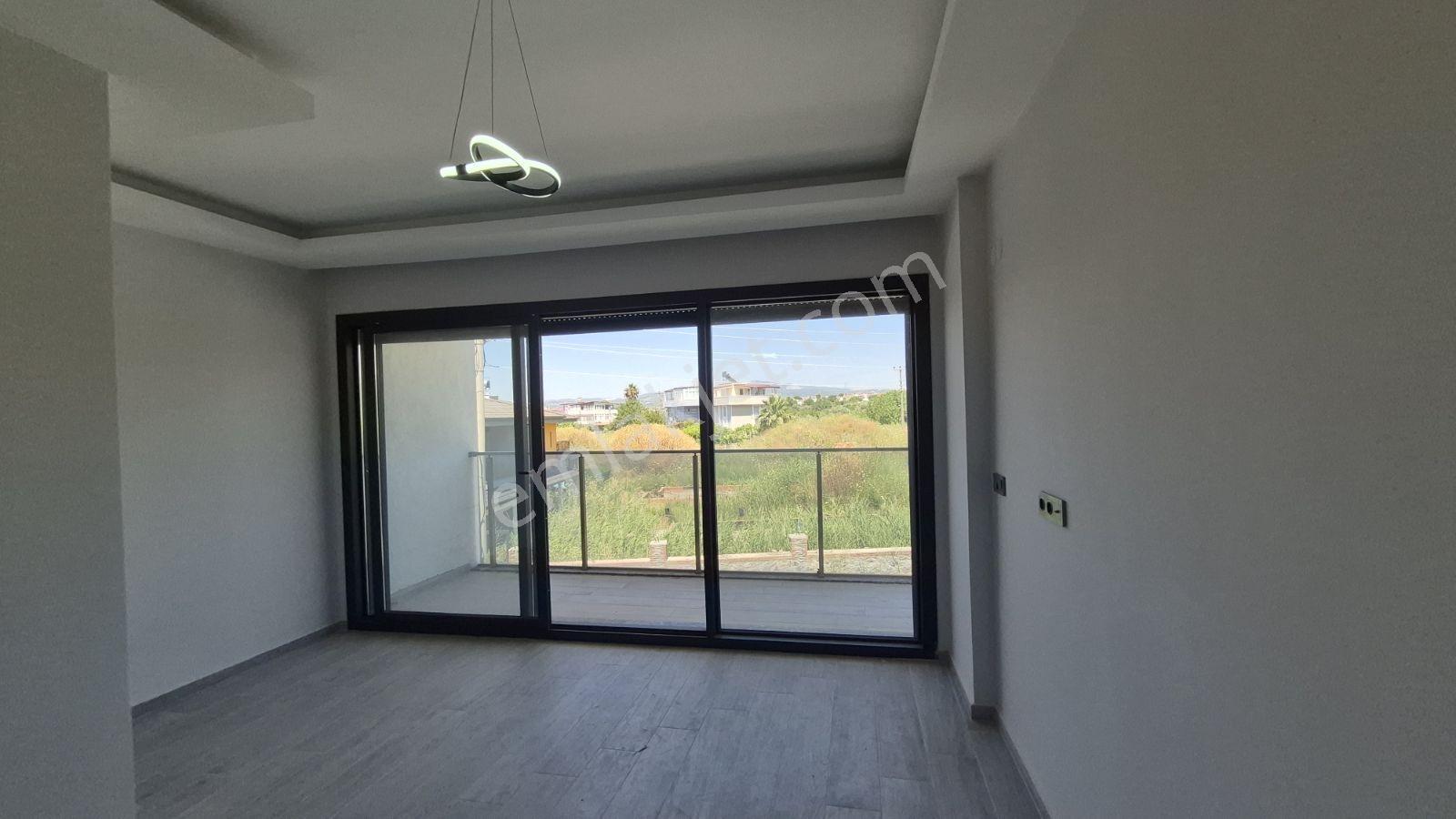 Kuşadası Güzelcamlıda 4+1 Villa Tek Müstakil 420m2 Arsa - Görsel 6