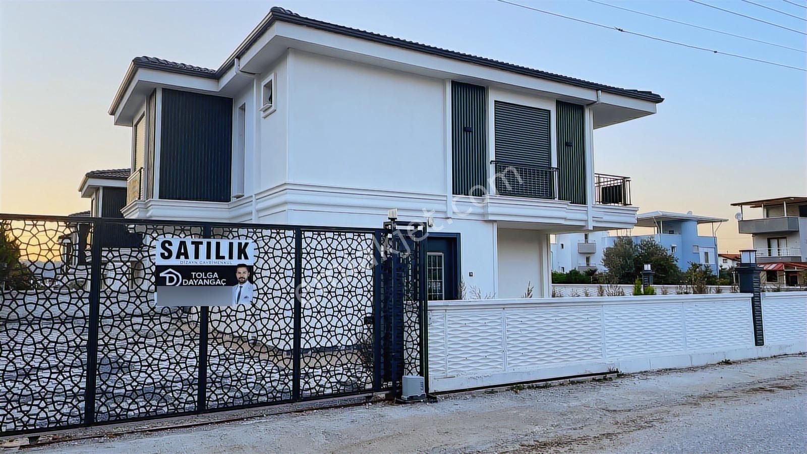 Didim Akbükte Satılık Köşe Başı Müstakil Havuzlu Villa - Görsel 2