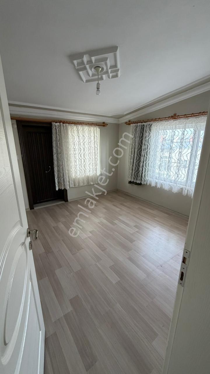 Meydankavağı'nda - Emsalsiz Genişlikte 3+1 Kiralık Daire - Görsel 11