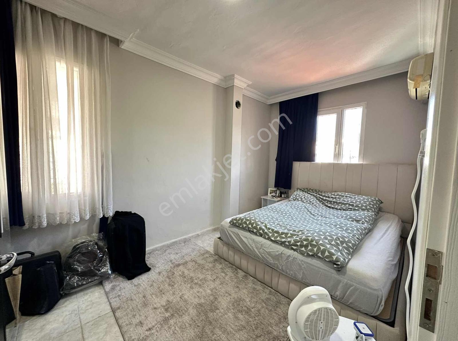 Kuşadasında Özel Havuzlu 4+1 Denize Yakın Villa - Görsel 7