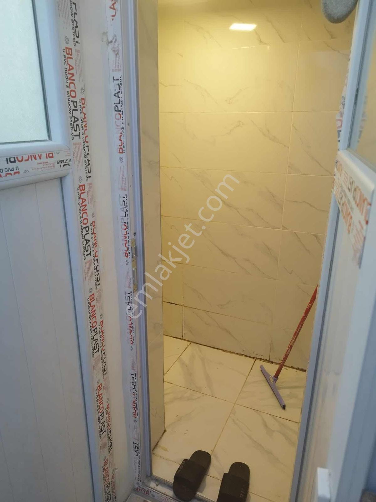 İstanbul Fatih İlçesinde Şeyh Resmi Mah De Satılık Dükkan / Depo - Görsel 7