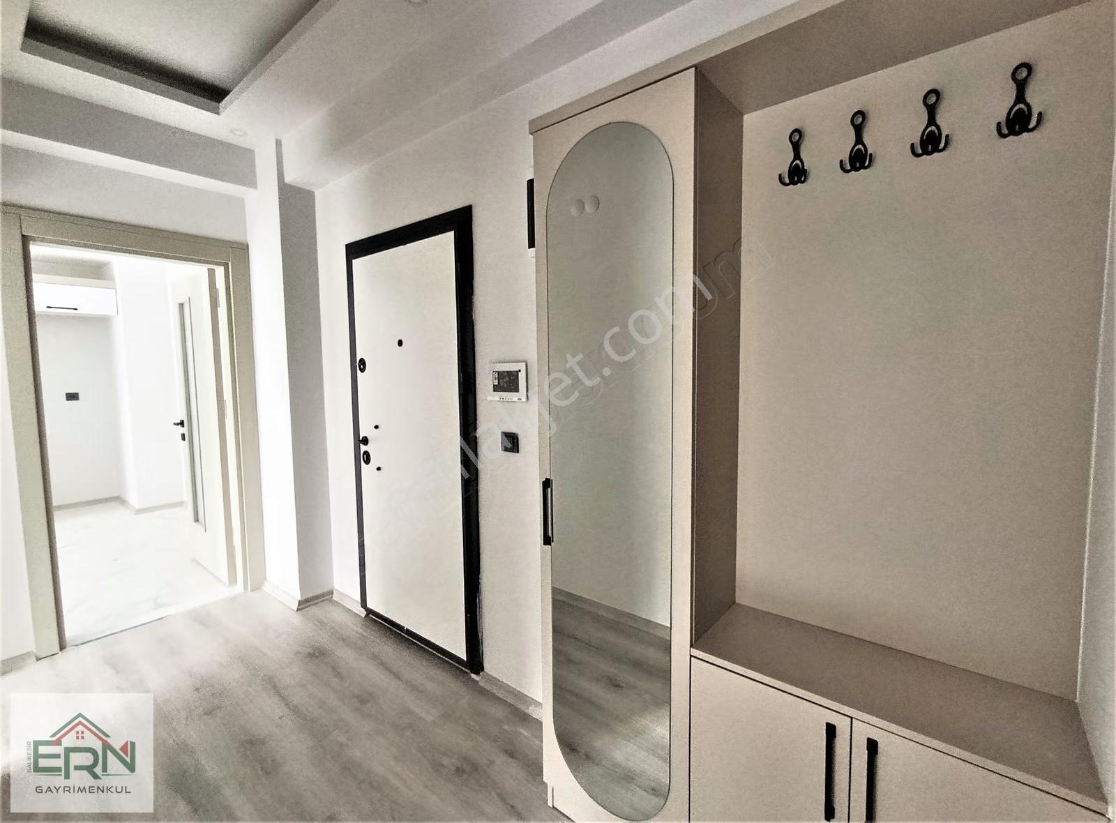 Yüksek Giriş, Yerden Isıtmalı, Kapalı Otoparklı, Sıfır 2+1 - Görsel 2