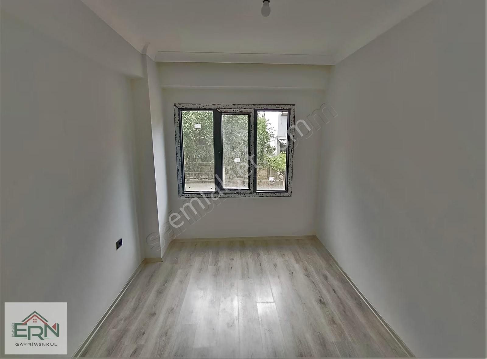 Yüksek Giriş, Yerden Isıtmalı, Kapalı Otoparklı, Sıfır 2+1 - Görsel 28