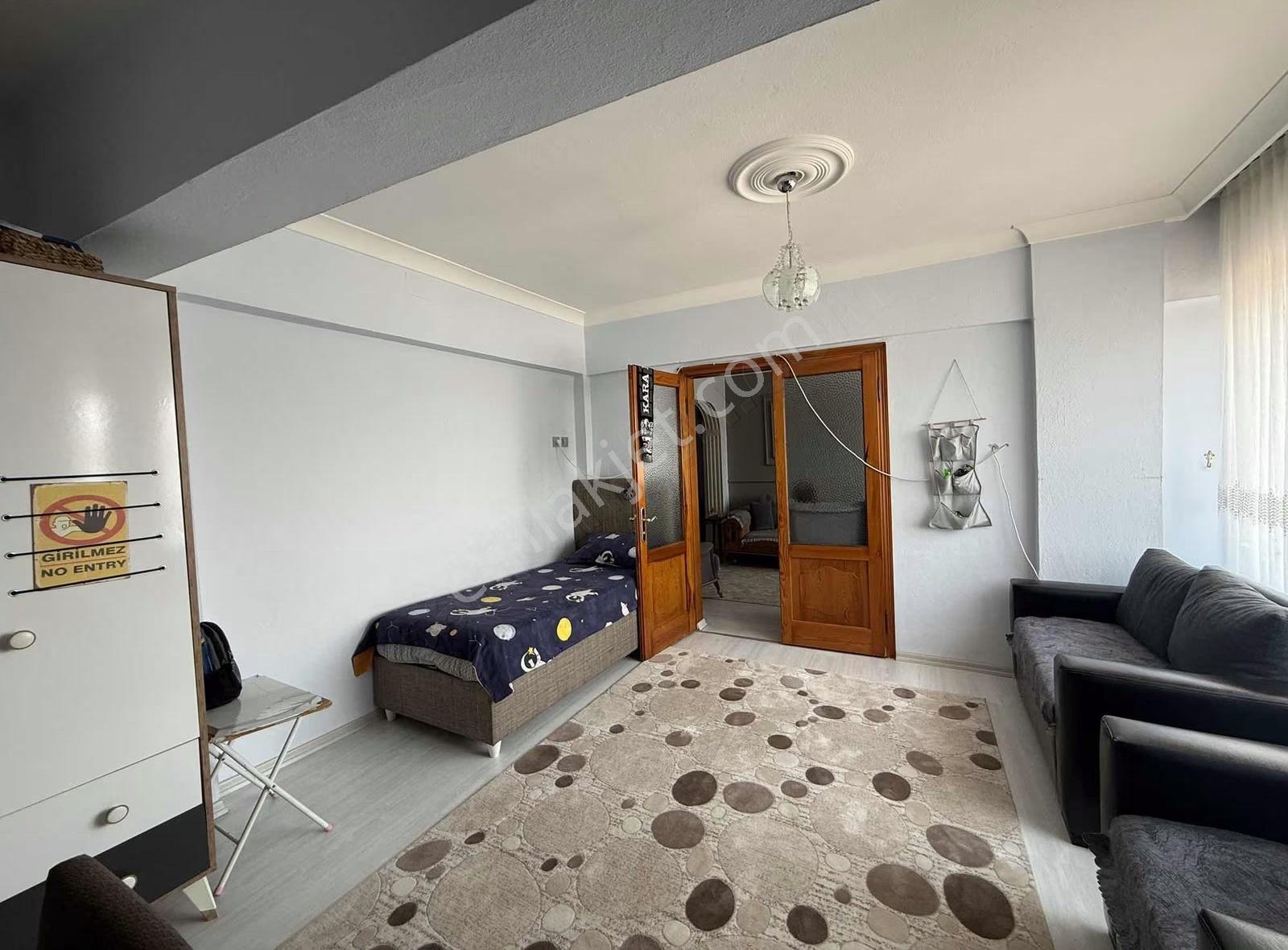 Hamidiye Mahallesi Cadde Üzeri 145 M2 Masrafsız Daire - Görsel 3