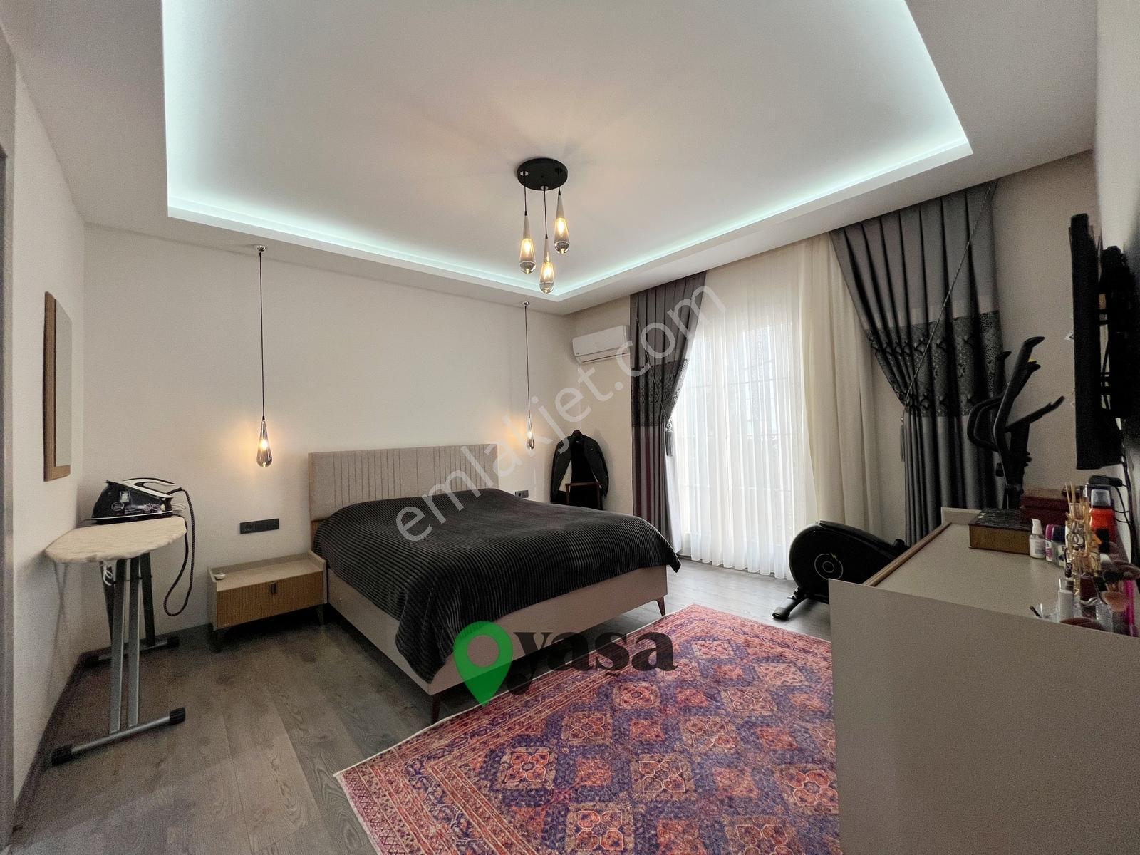 Yaşa Gyd - 300 M² Arsa Üzerinde Çift Tapulu 7+2 Lüks Villa - Görsel 17