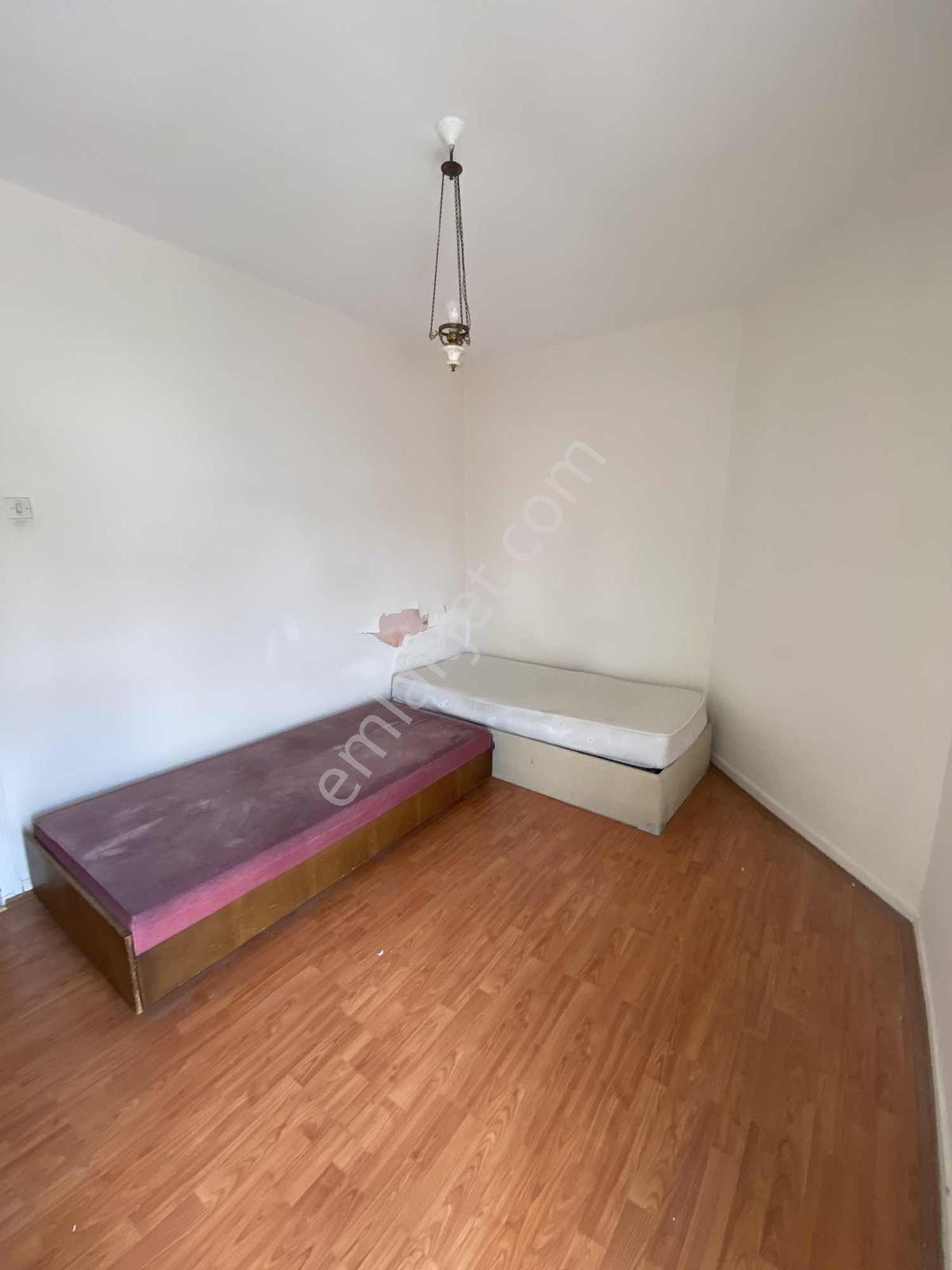 Kolej Aydoğmuş Sokakta 2+1 Satılık Daire - Görsel 16