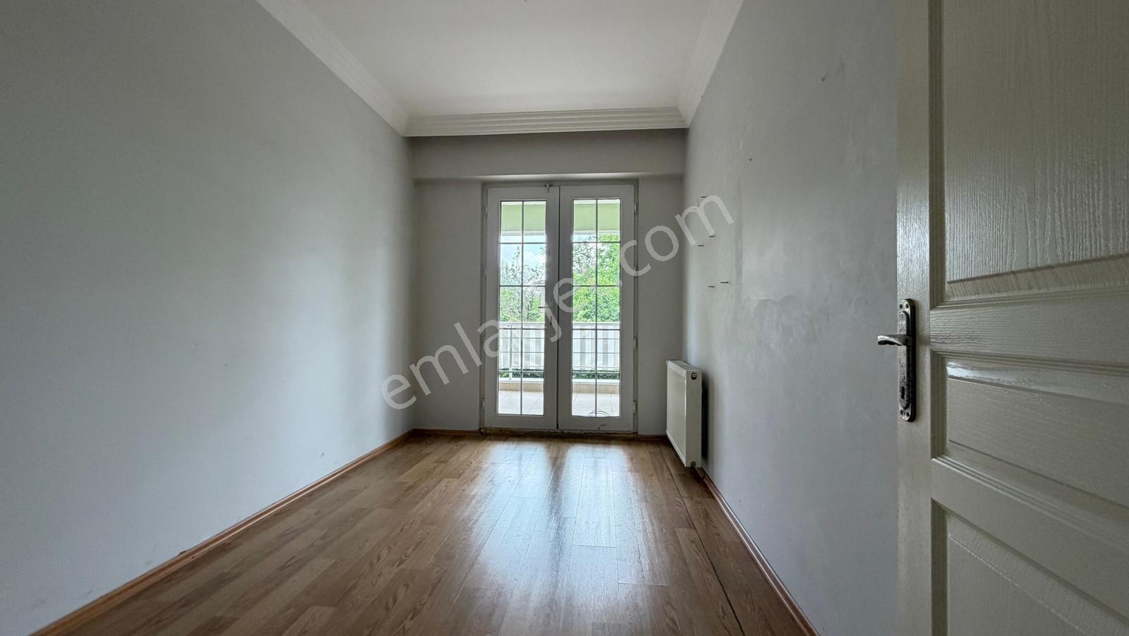 Serdivan'da Satılık: Panorama Sitesi, Havuzlu, Bahçeli 3+1 Daire - Görsel 22