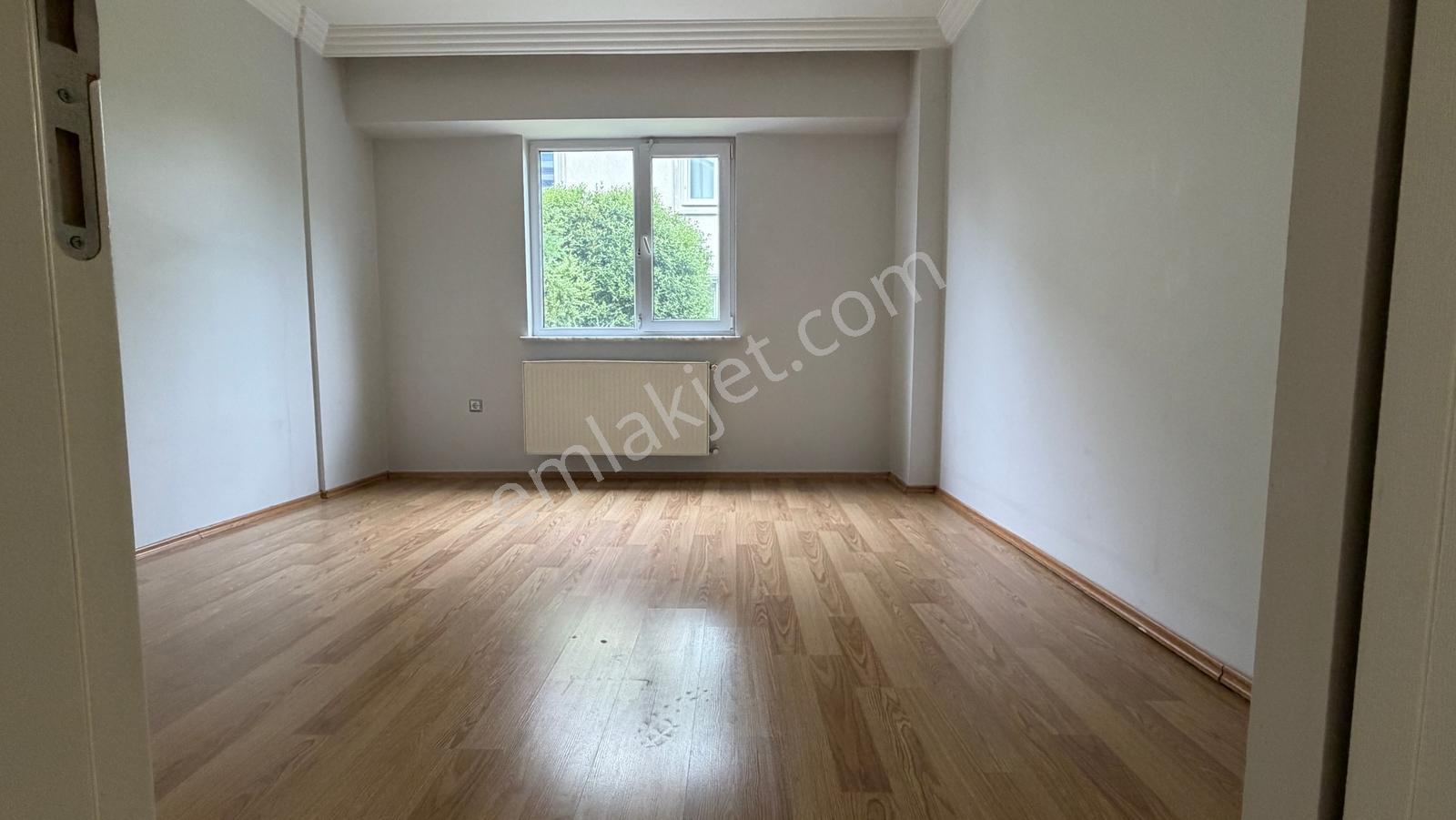 Serdivan'da Satılık: Panorama Sitesi, Havuzlu, Bahçeli 3+1 Daire - Görsel 2