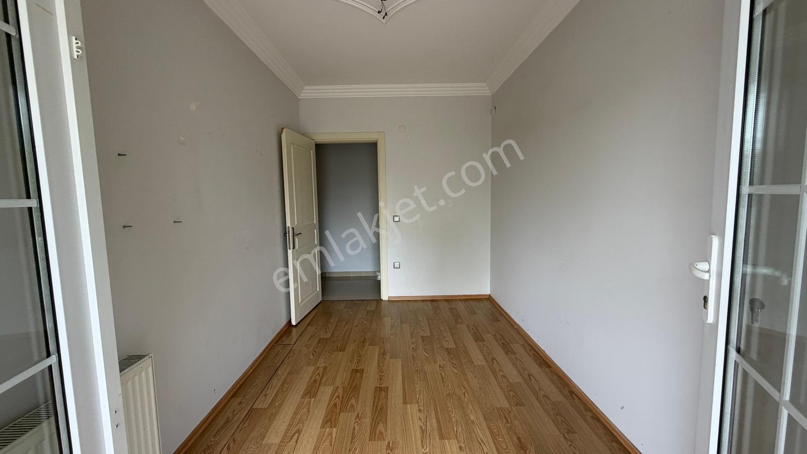 Serdivan'da Satılık: Panorama Sitesi, Havuzlu, Bahçeli 3+1 Daire - Görsel 32
