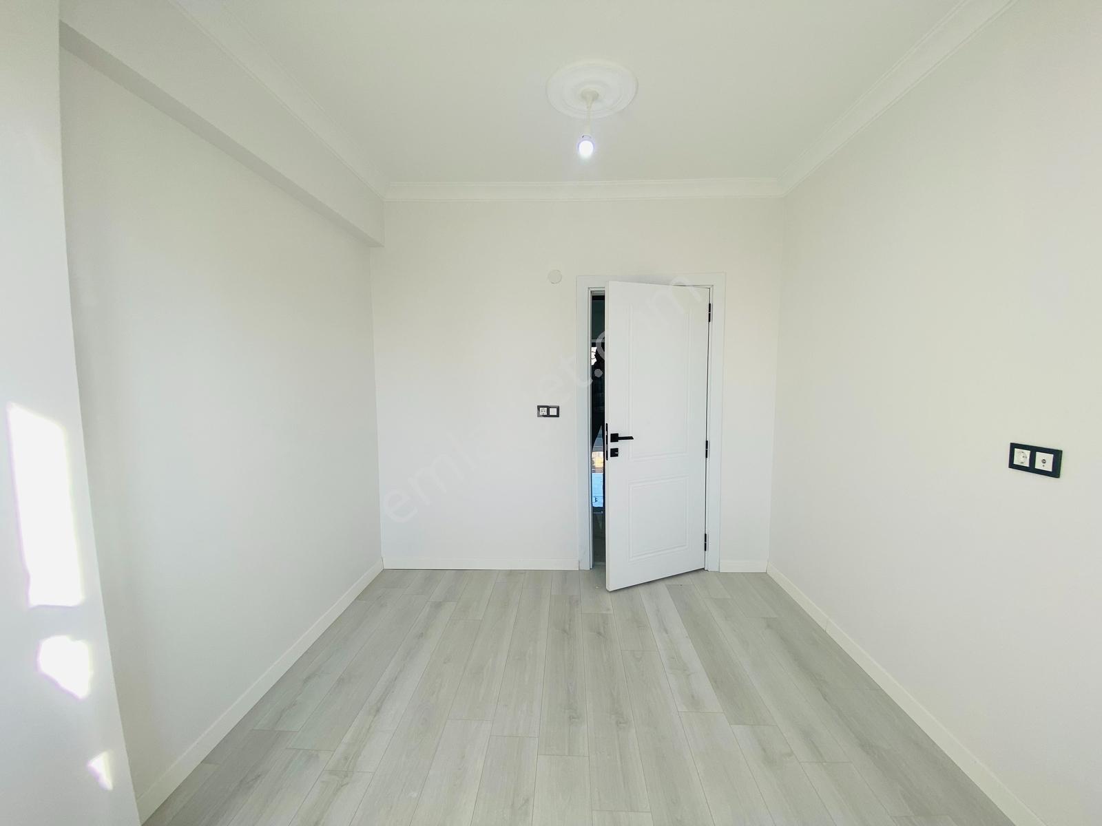 Güven'den Kapaklı'da Yerden Isıtmalı ,ara Kat Ön Cephe 2+1 Daire - Görsel 10