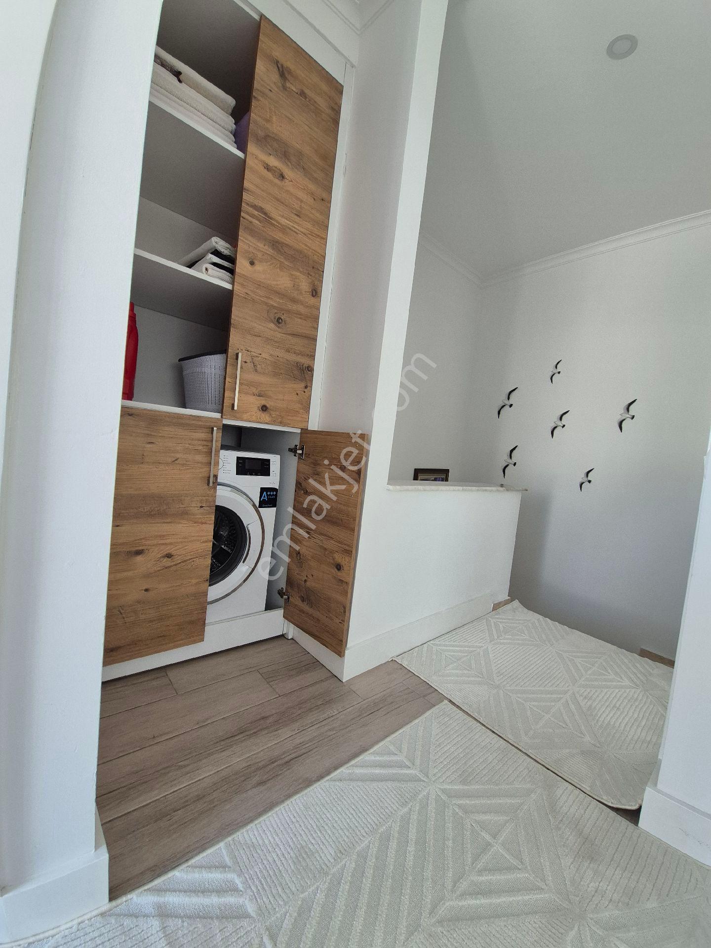 Üçgen Mahallesi'nde 200 M² Net 4+1 | Teraslı | Doğalgazlı | Asansörlü | Otoparklı - Görsel 34