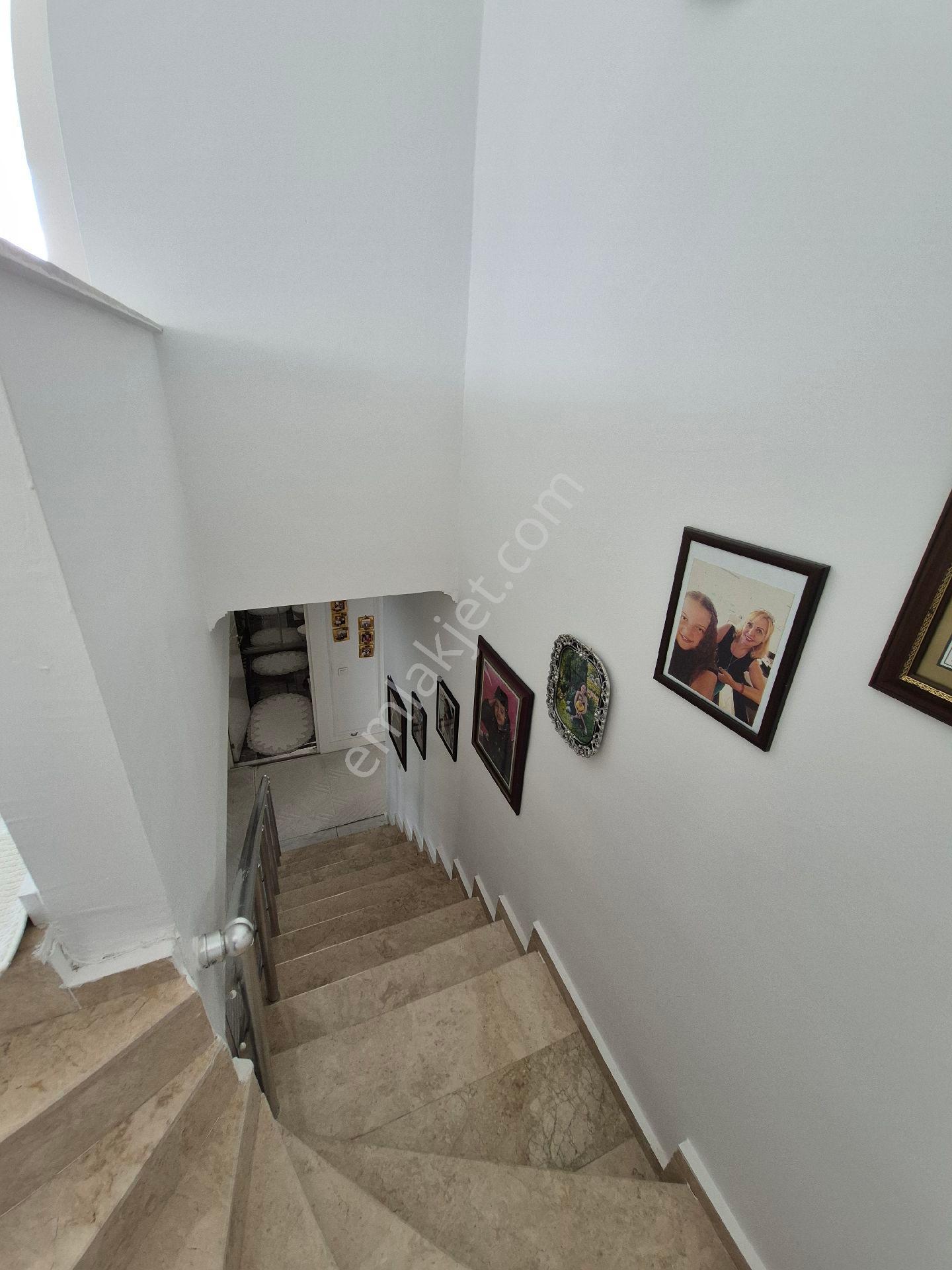 Üçgen Mahallesi'nde 200 M² Net 4+1 | Teraslı | Doğalgazlı | Asansörlü | Otoparklı - Görsel 22