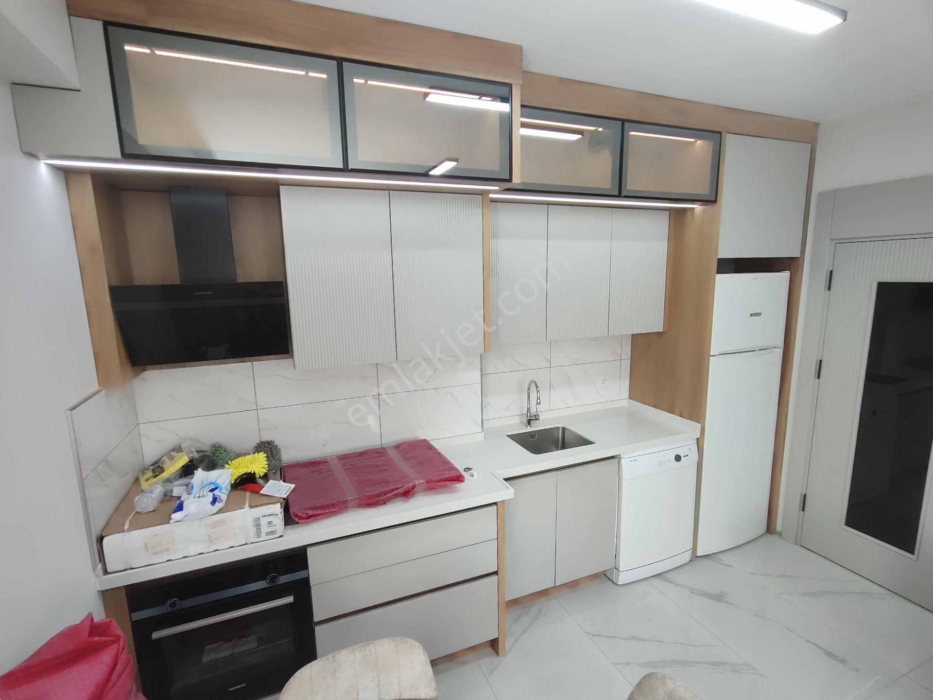 Kardeşten Altınkumda Müstakil Ev Havasında Denize 50 Mt Doğalgazlı Yüksek Giriş Sıfır 1+1 Lüks Daire - Görsel 3