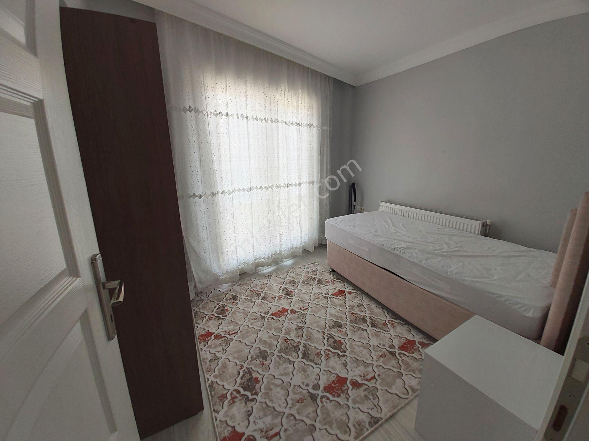 Karaçay Mah.'de Dörtyol Meydanda Eşyalı 1+1 Kiralık Daire - Görsel 12