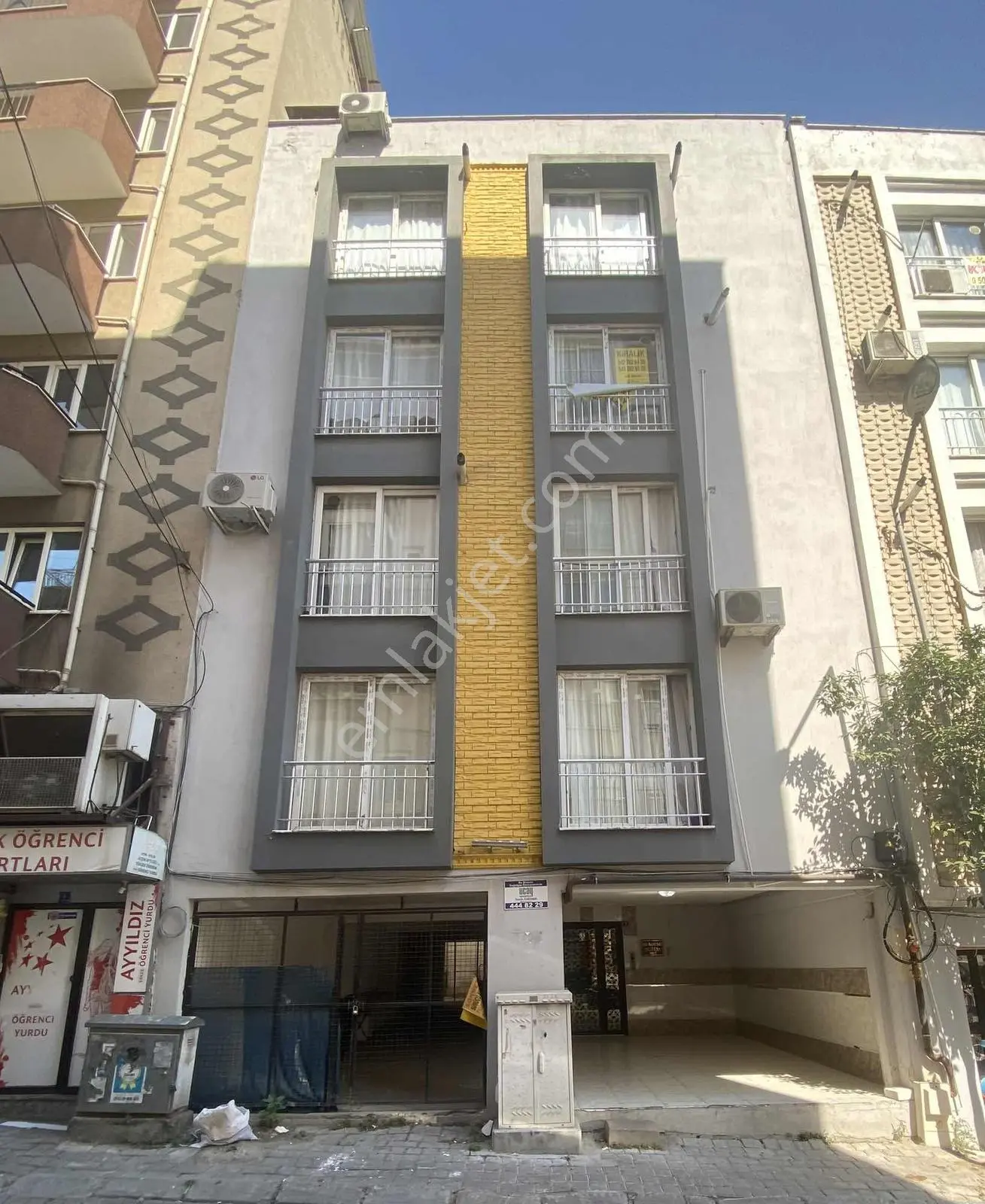 Aydın Doğu Gazi Bulvarı Üzerinde Ful Eşyalı Kiralık 1+1 Daire