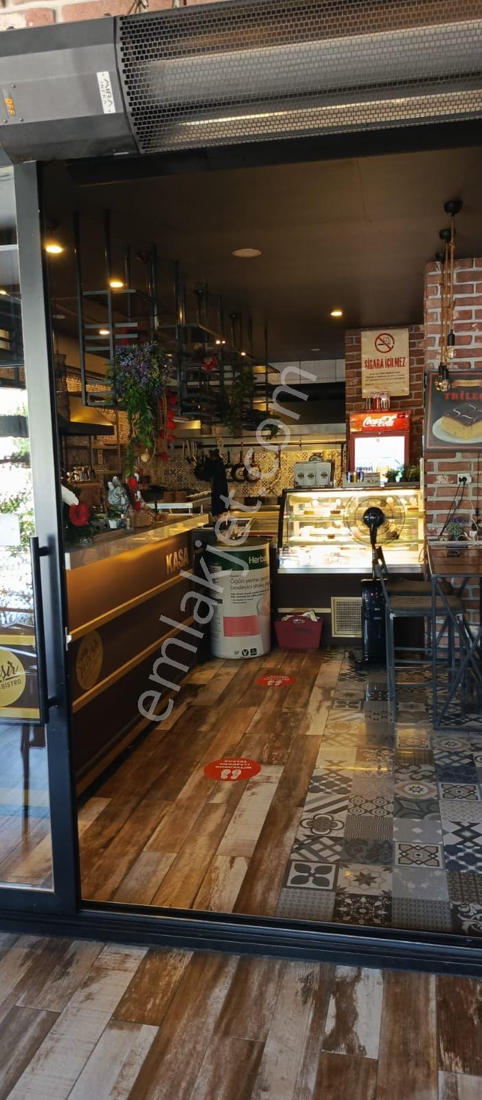 Satılık Mülküyle Birlikte Çalışır Halde Kafe - Görsel 26